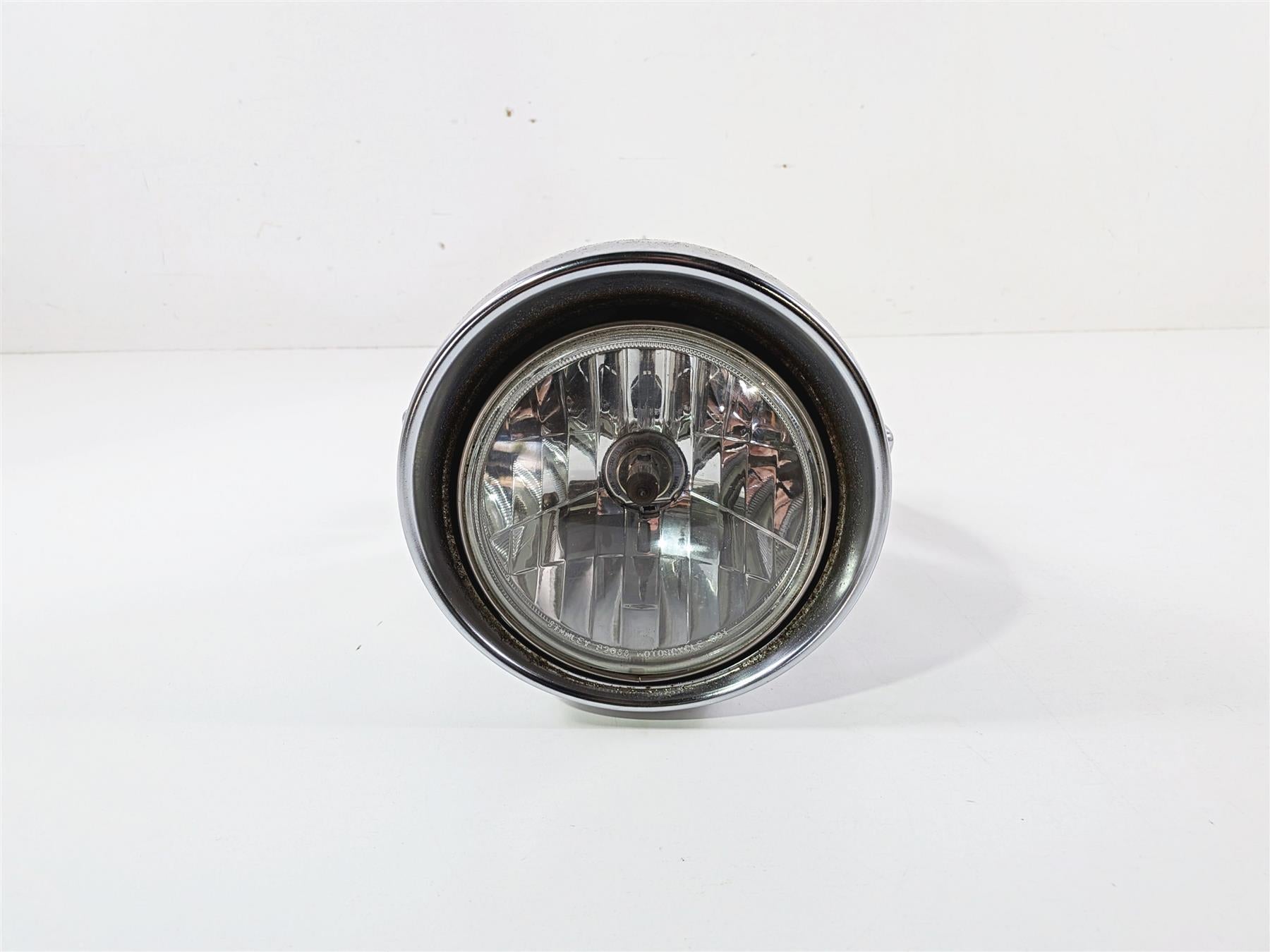 2012 Yamaha XV1900 Raider S Head Light Lamp Bucket & Mount 5C7-84310-00-00 {{ shop.shopifyCountryName }} - Mototech271