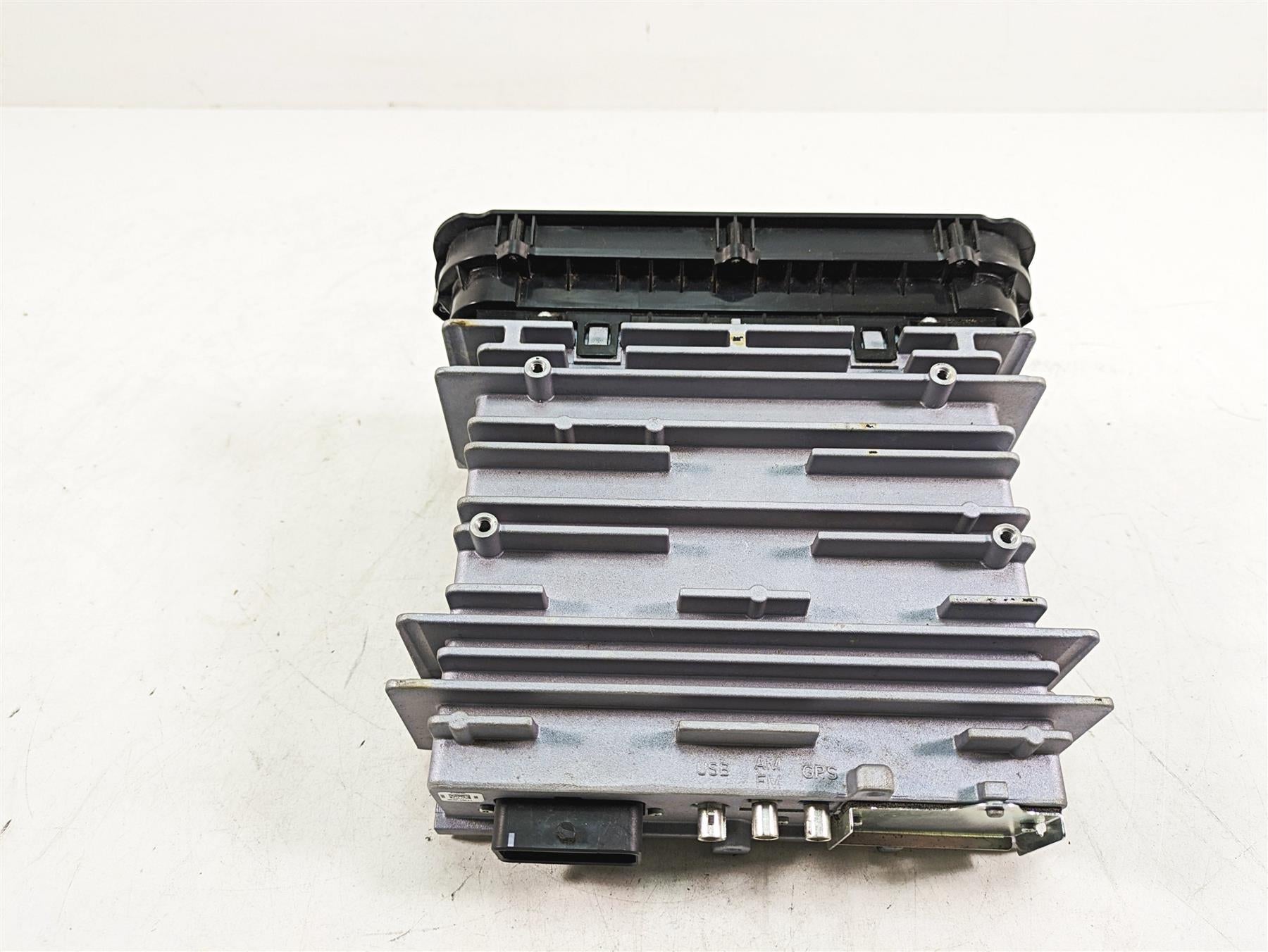 2020 Harley Touring FLHX Street Glide Harman Boom Box Gts Radio Amp 76000783A {{ shop.shopifyCountryName }} - Mototech271