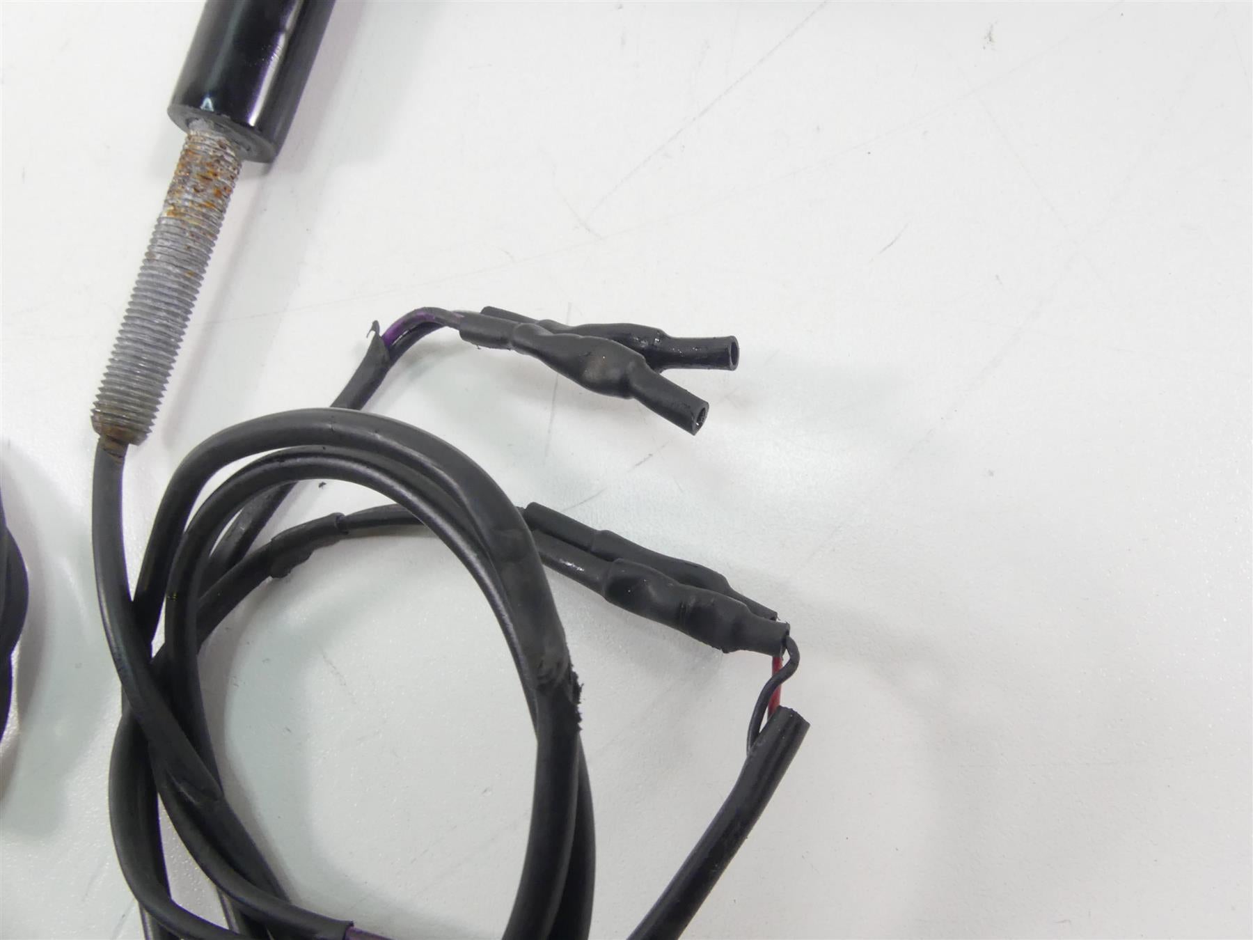 2011 Harley VRSCF Muscle Rod Rear View Mirror Turn Signal Set -Read 69395-09A {{ shop.shopifyCountryName }} - Mototech271