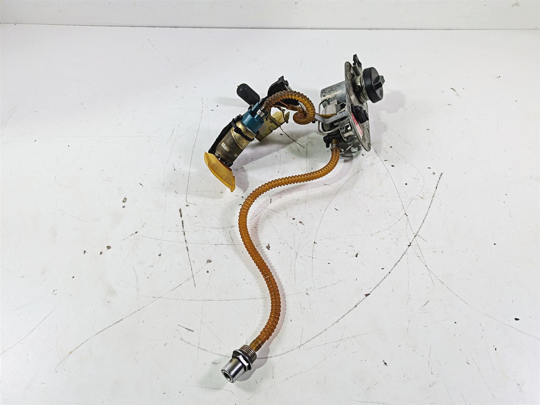 2003 Harley Touring FLHTCUI E-Glide 100th Fuel Gas Petrol Pump -Tested 75126-02 {{ shop.shopifyCountryName }} - Mototech271