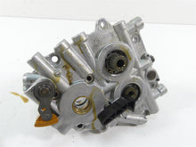 Load image into Gallery viewer, 2002 Harley Softail FXSTDI Deuce Camshaft Plate Holder Oil Pump Set 25245-00 | Mototech271
