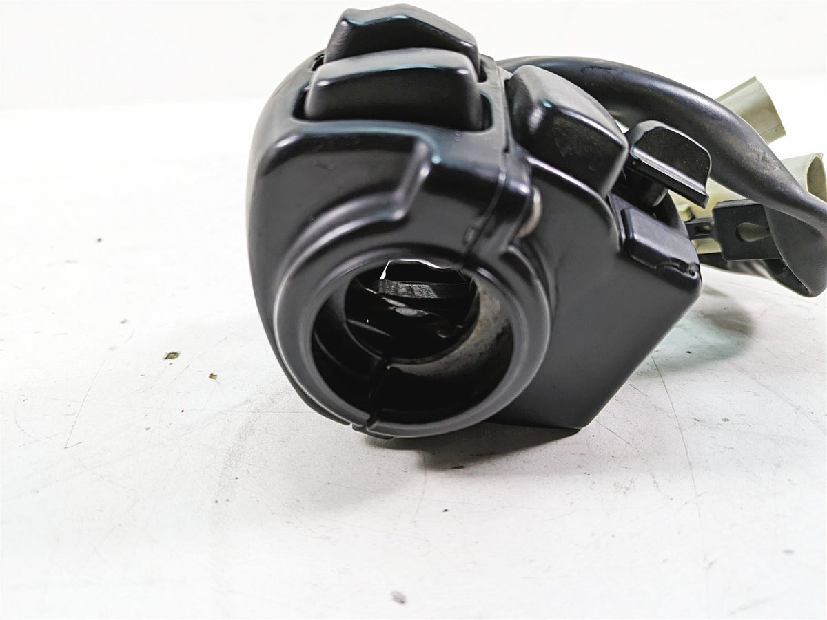 2011 Harley Touring FLHR Road King Left Hand Control Switch -Read 71684-06A {{ shop.shopifyCountryName }} - Mototech271
