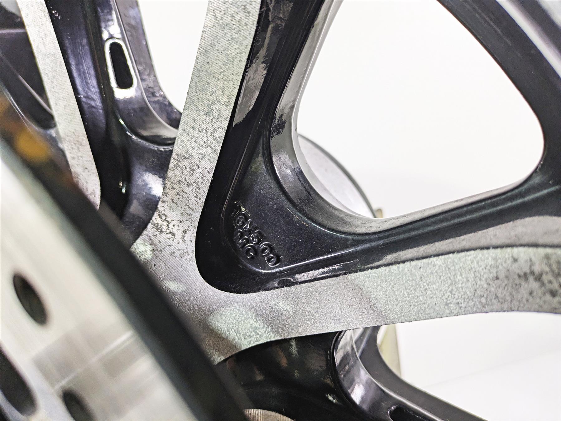 2018 Indian Chieftain Limited Straight Rear Wheel Rim 16x5 1523060 {{ shop.shopifyCountryName }} - Mototech271