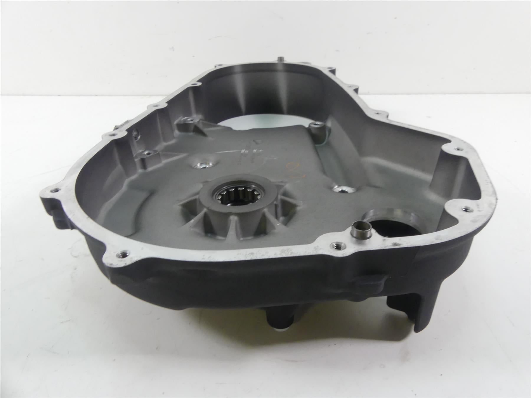 2010 Harley Touring FLHX Street Glide Inner Primary Drive Clutch Cover 60677-07 {{ shop.shopifyCountryName }} - Mototech271