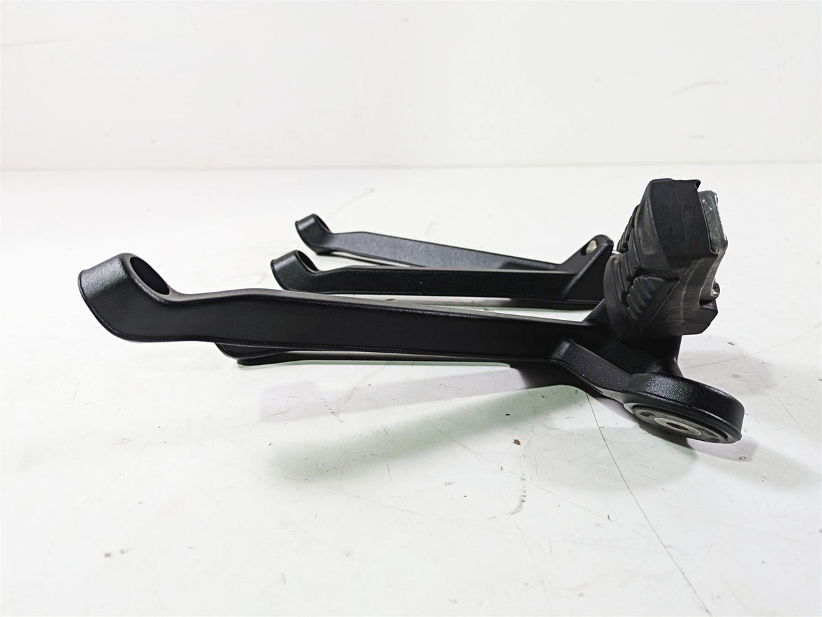 2019 BMW S1000XR K49 Rear Passenger Footpeg Set - Read 46718553845 46718553846 {{ shop.shopifyCountryName }} - Mototech271