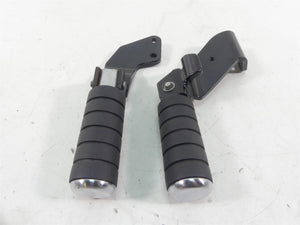 2005 Honda V-Twin VTX1800 S3 Rear Passenger Footpegs 50680-MCV-000 50685-MCV-000