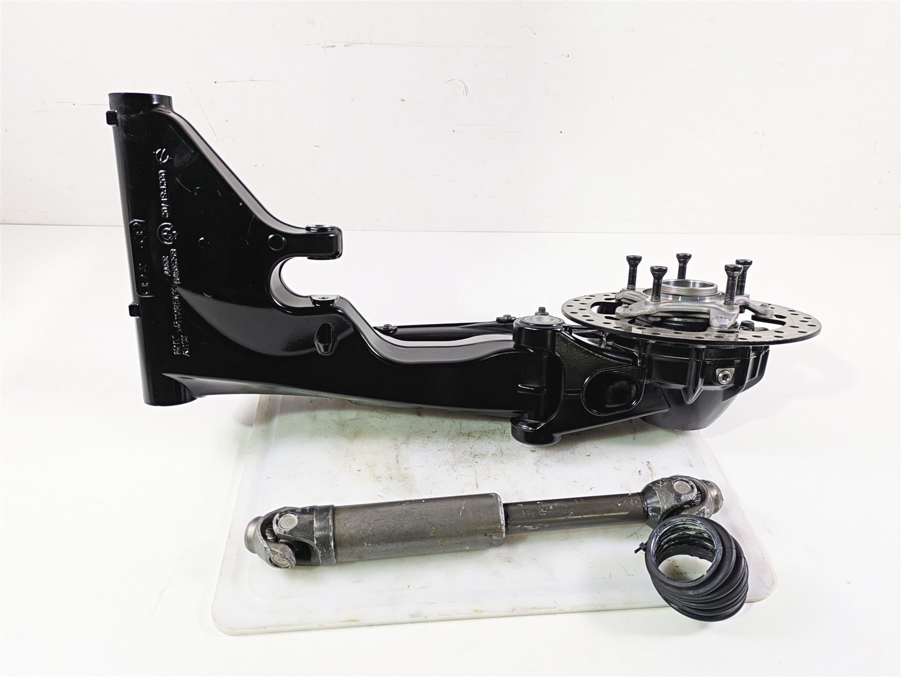 2022 BMW RnineT Pure K22 Differential Swingarm Drive Shaft 32/11 33118405267 {{ shop.shopifyCountryName }} - Mototech271