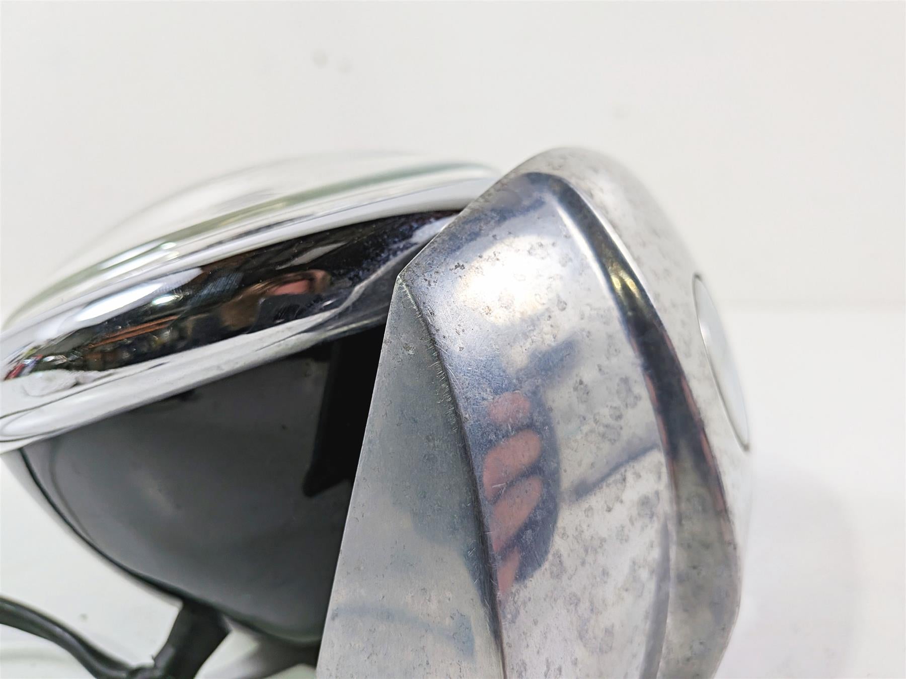 2006 Harley Sportster XL883 Low Headlight Head Light Lamp & Mount 69619-02A {{ shop.shopifyCountryName }} - Mototech271
