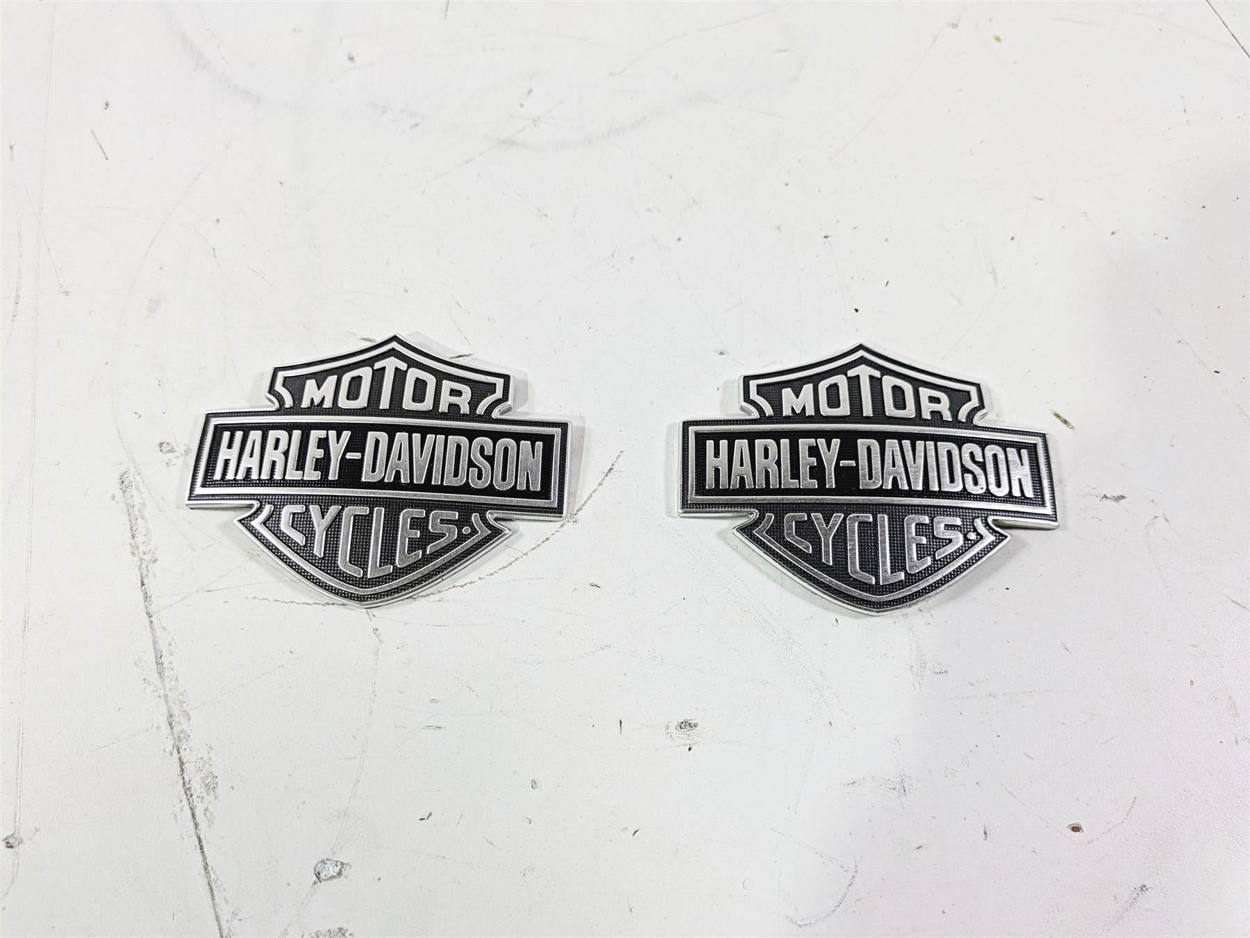 2017 Harley FLS Softail Slim Fuel Gas Petrol Tank Emblem Set 61400055 61400056 | Mototech271