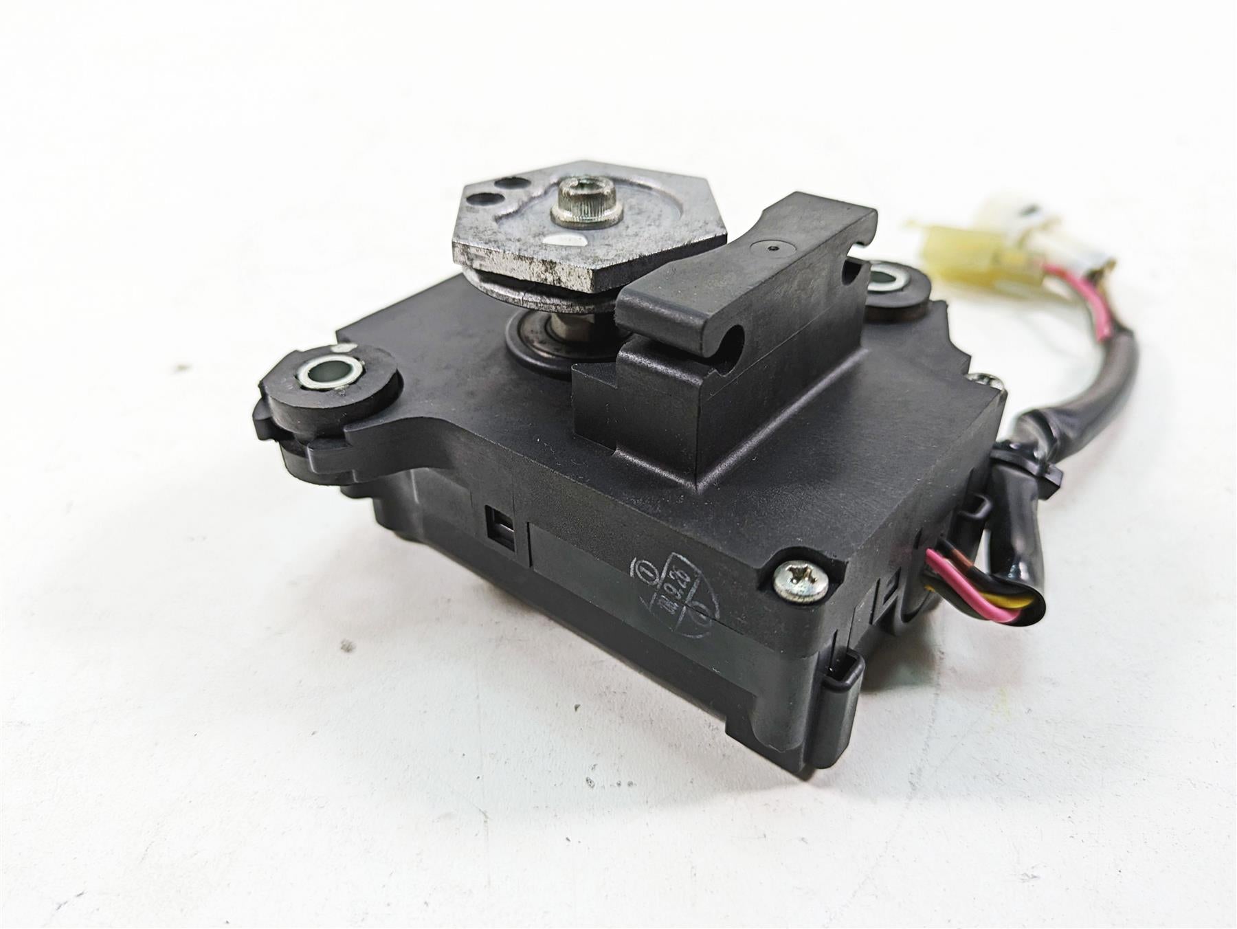 2009 Suzuki GSXR750 K9 Denso Exhaust Header Servo Actuator Motor 33970-41G00 {{ shop.shopifyCountryName }} - Mototech271