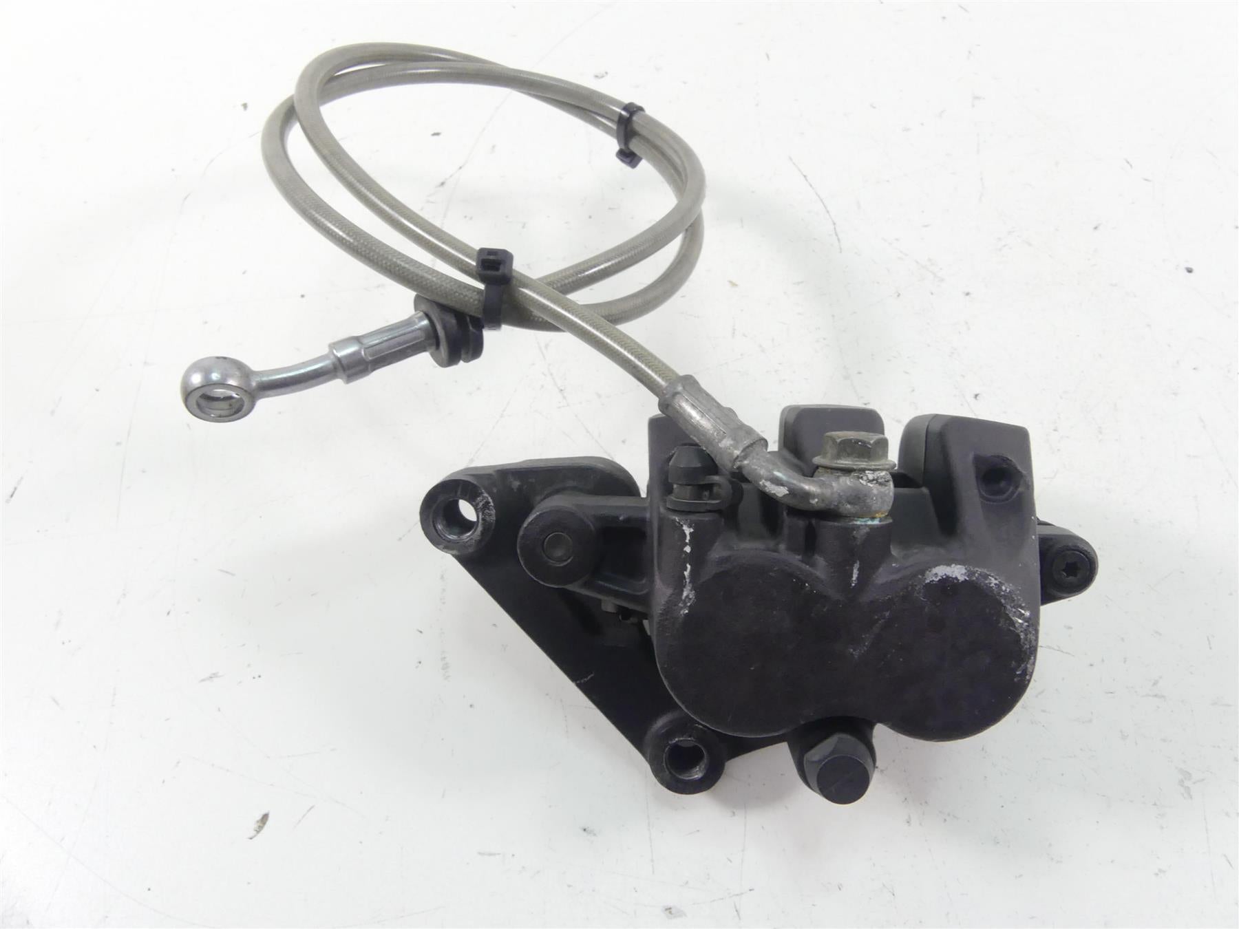 2018 Indian Scout Sixty Front Brake Caliper -No Abs 1912698 {{ shop.shopifyCountryName }} - Mototech271