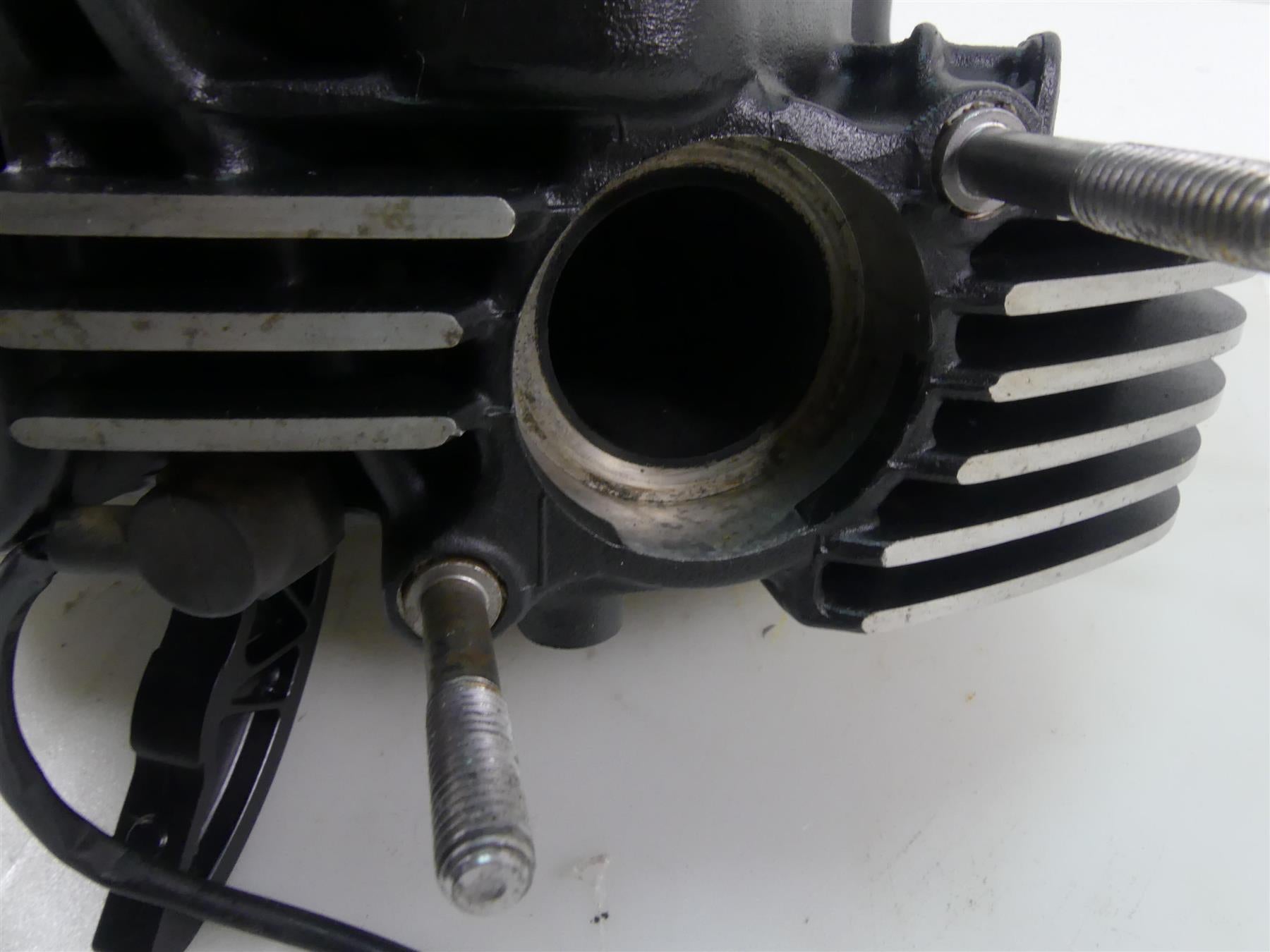 2017 Triumph Thruxton 1200 R Cylinderhead Cylinder Head 4K T1156014 {{ shop.shopifyCountryName }} - Mototech271
