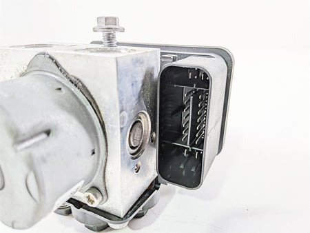 2022 Triumph Tiger 900 GT Pro Abs Brake Pump Unit Module T2029921 T2029920 {{ shop.shopifyCountryName }} - Mototech271