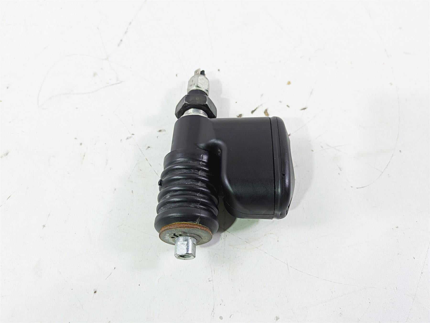 2015 Harley FXDL Dyna Low Rider Rear Brake Master Cylinder 41700065A {{ shop.shopifyCountryName }} - Mototech271