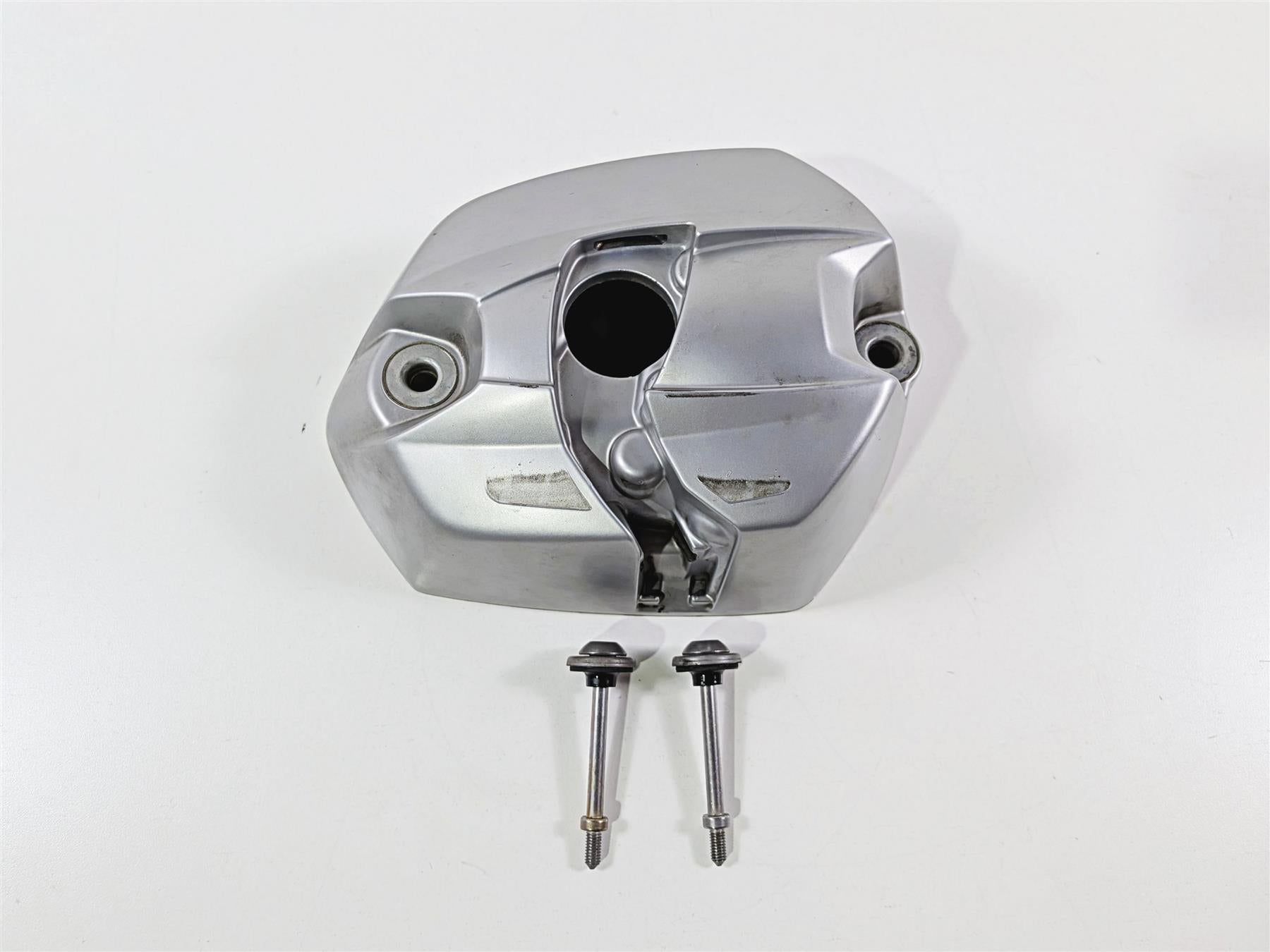 2012 BMW R1200R K27 Left Cylinder Head Valve Cover 7723175 11127723427 {{ shop.shopifyCountryName }} - Mototech271