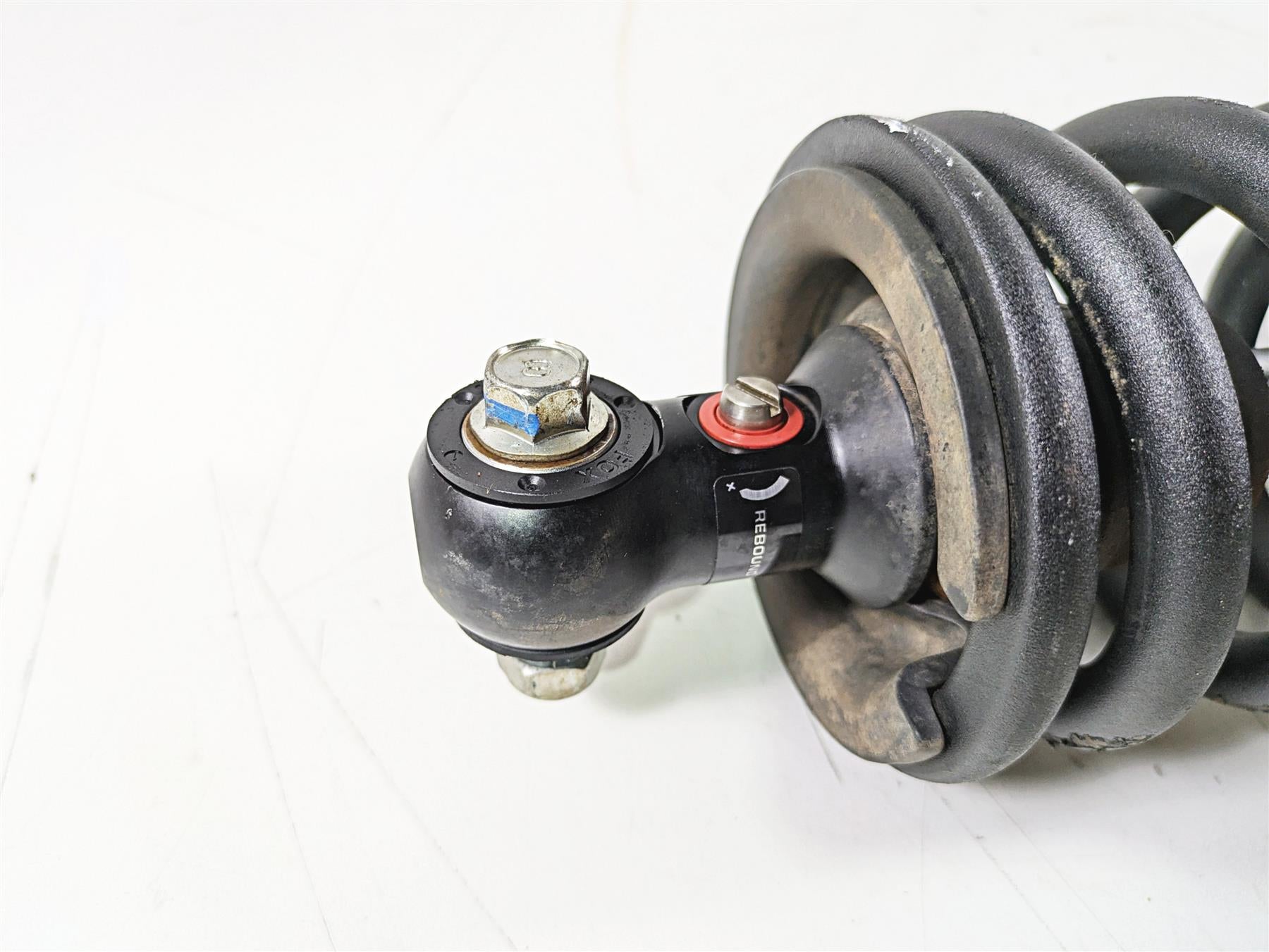2022 Yamaha YXZ1000 R Front Right Shock Damper Fox 531miles BAS-F310H-01 {{ shop.shopifyCountryName }} - Mototech271