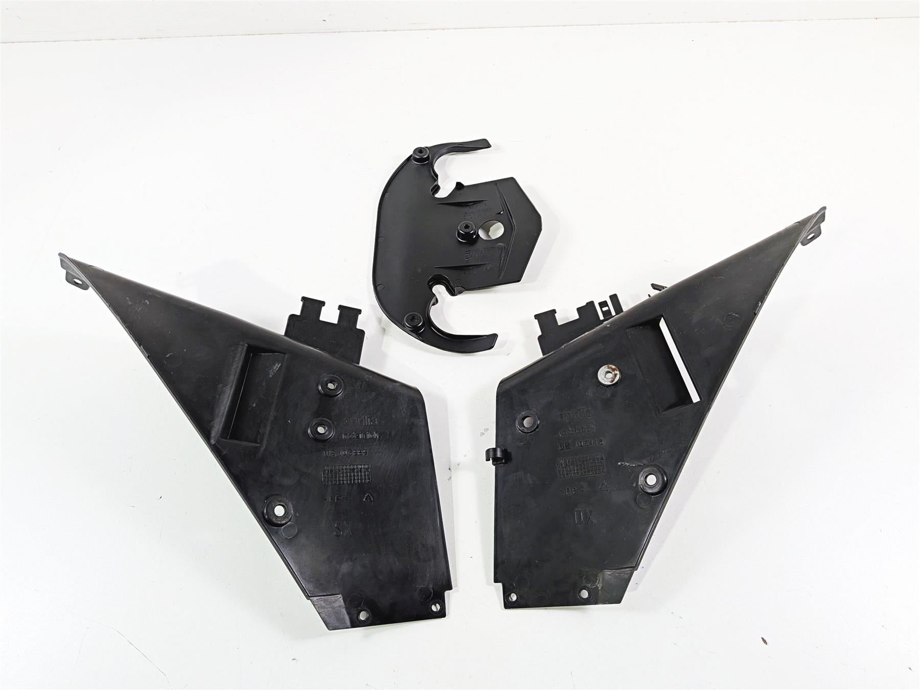 2008 Aprilia RSVR 1000 Factory Plastic Inner Trim Infill Cover Set 106889 106413 {{ shop.shopifyCountryName }} - Mototech271