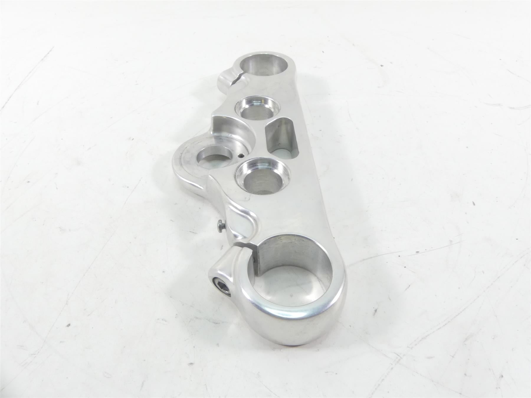 2013 Harley FXDWG Dyna Wide Glide Upper Triple Tree Steering Clamp 49mm 46700-08 {{ shop.shopifyCountryName }} - Mototech271