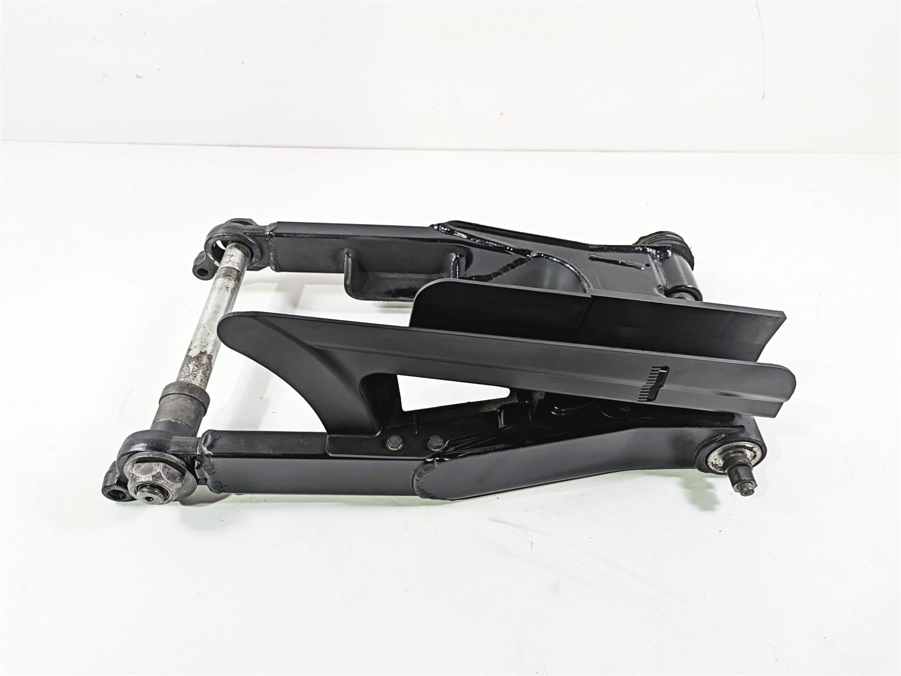 2005 Harley Touring FLHRI Road King Rear Swingarm Swing Arm 1" 47549-02A {{ shop.shopifyCountryName }} - Mototech271