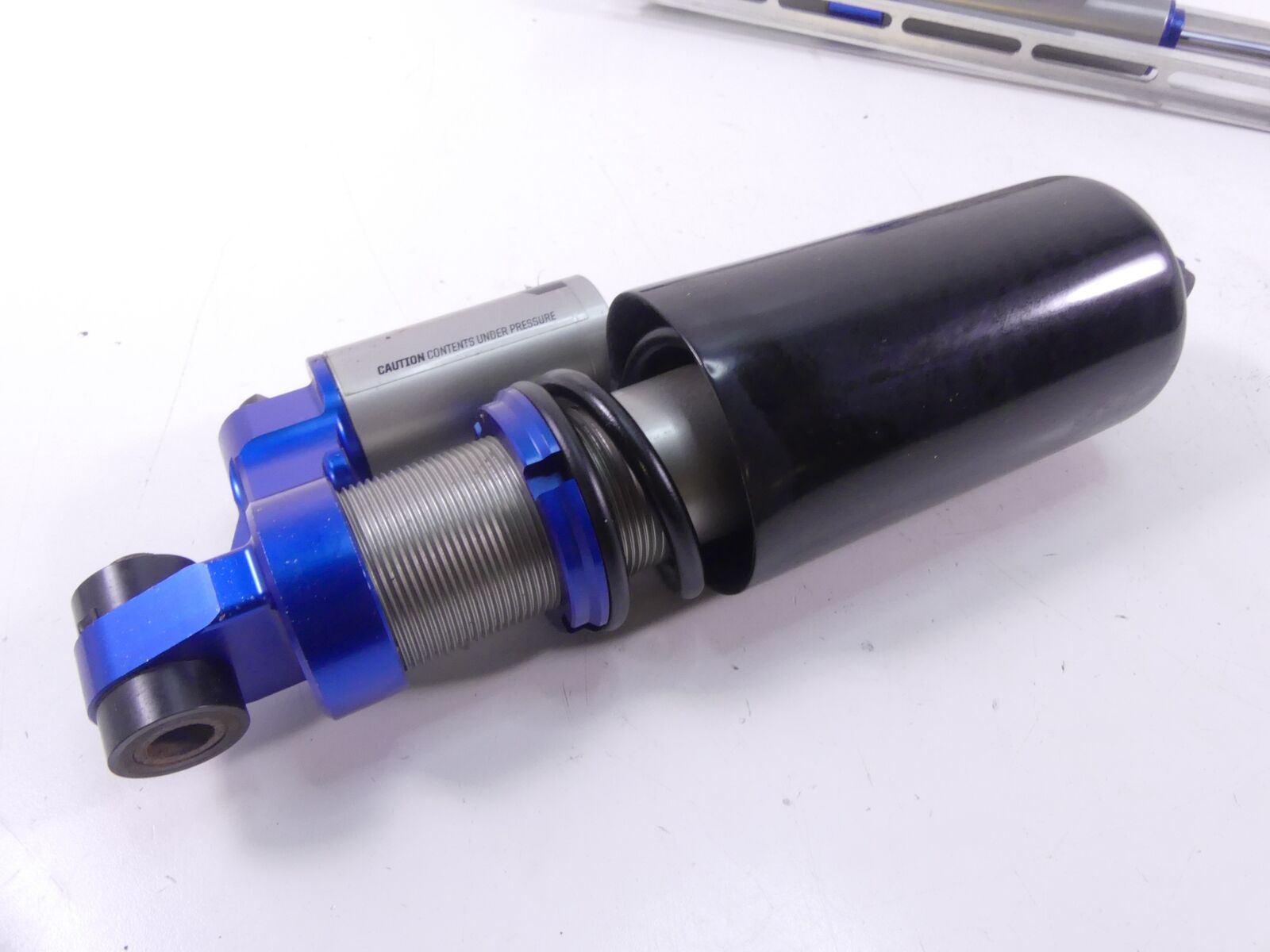 2021 Polaris 650 Matryx Indy VR1 Rear Walker Evans Velocity Shock 7045430 704543 {{ shop.shopifyCountryName }} - Mototech271