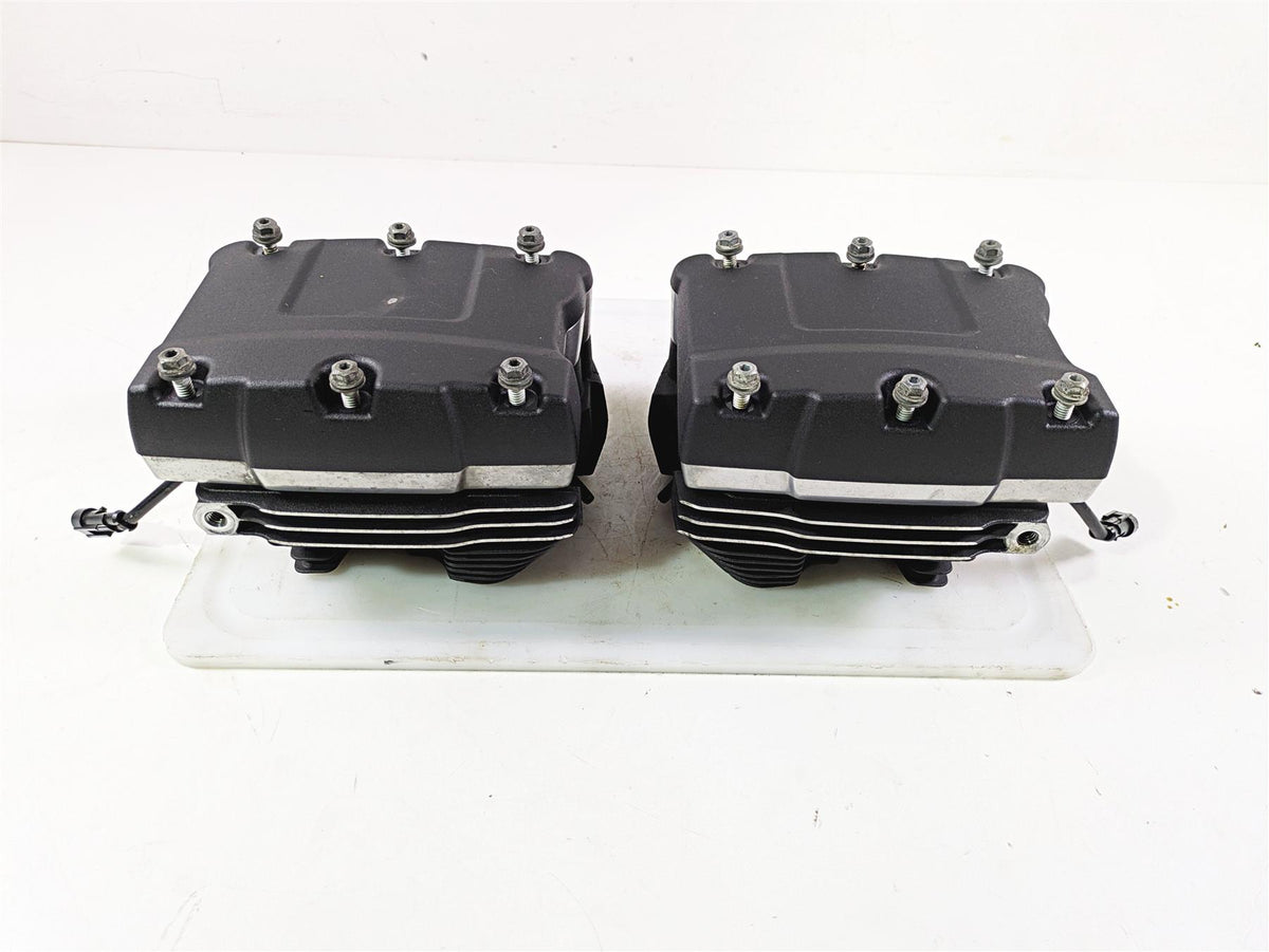 2015 Harley FXDF Dyna Fat Bob Cylinderhead Cylinder Head Set 103 16500092 {{ shop.shopifyCountryName }} - Mototech271