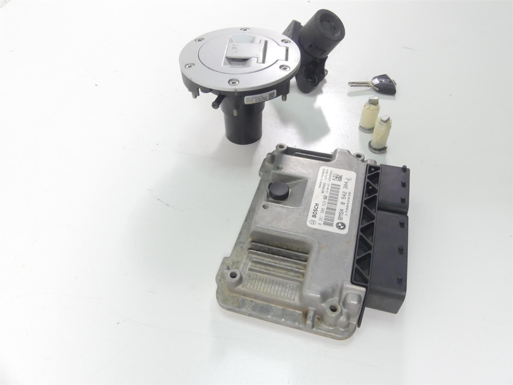 2013 BMW R1200GS GSW K50 Cdi Ecm Ecu Ignition Switch Key Lock Set 8542304 {{ shop.shopifyCountryName }} - Mototech271