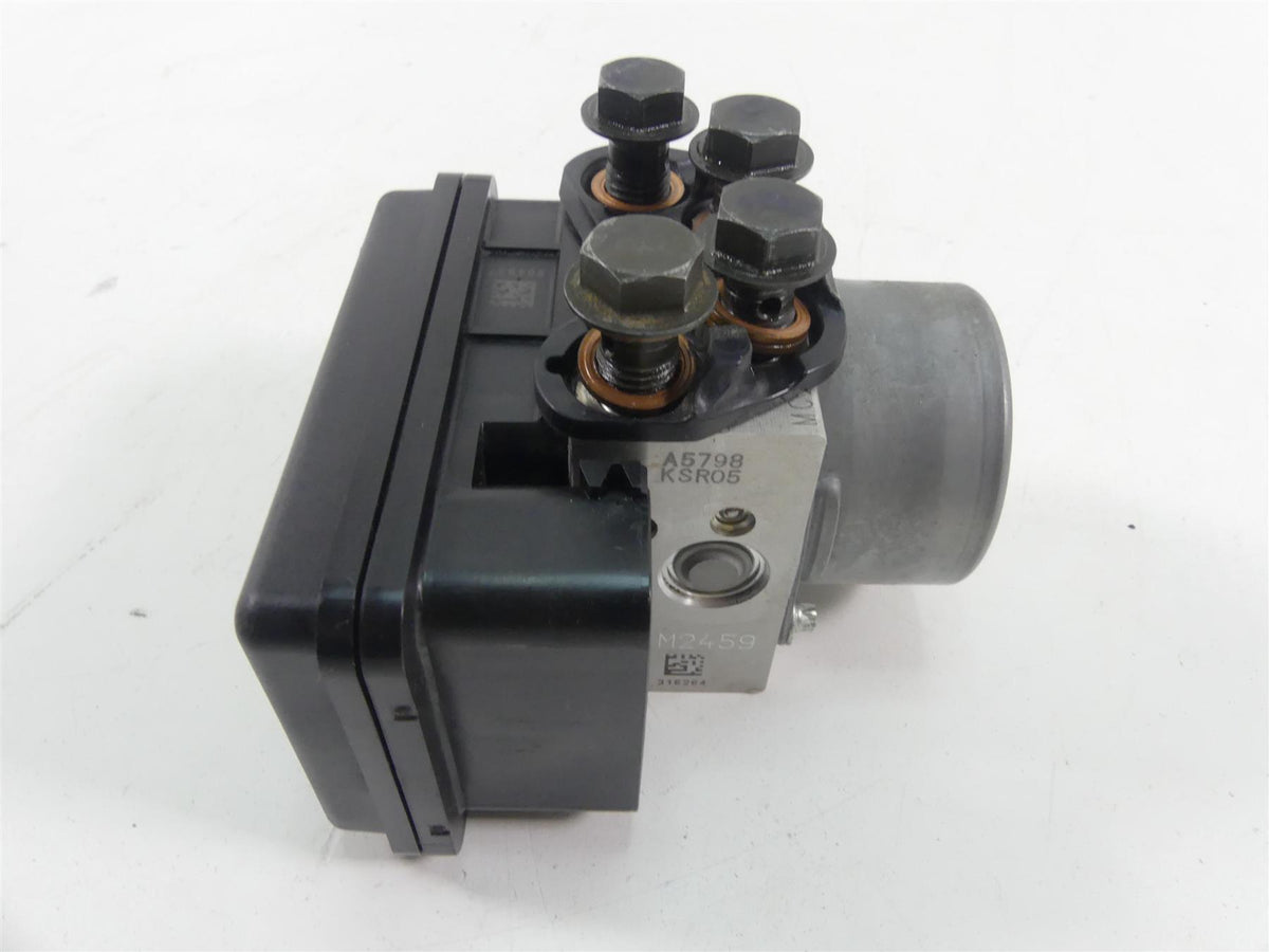2022 Indian FTR1200 S Abs Brake Pump Pressure Module Unit 2209771 {{ shop.shopifyCountryName }} - Mototech271