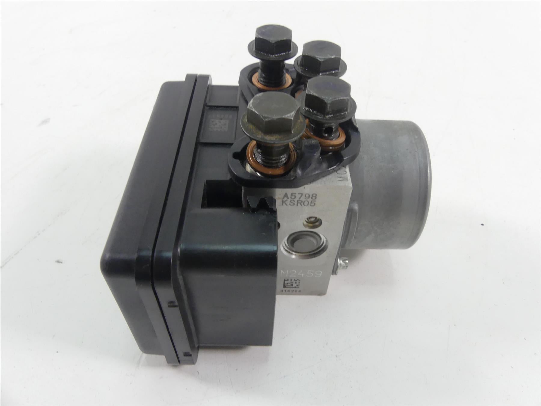 2022 Indian FTR1200 S Abs Brake Pump Pressure Module Unit 2209771 {{ shop.shopifyCountryName }} - Mototech271