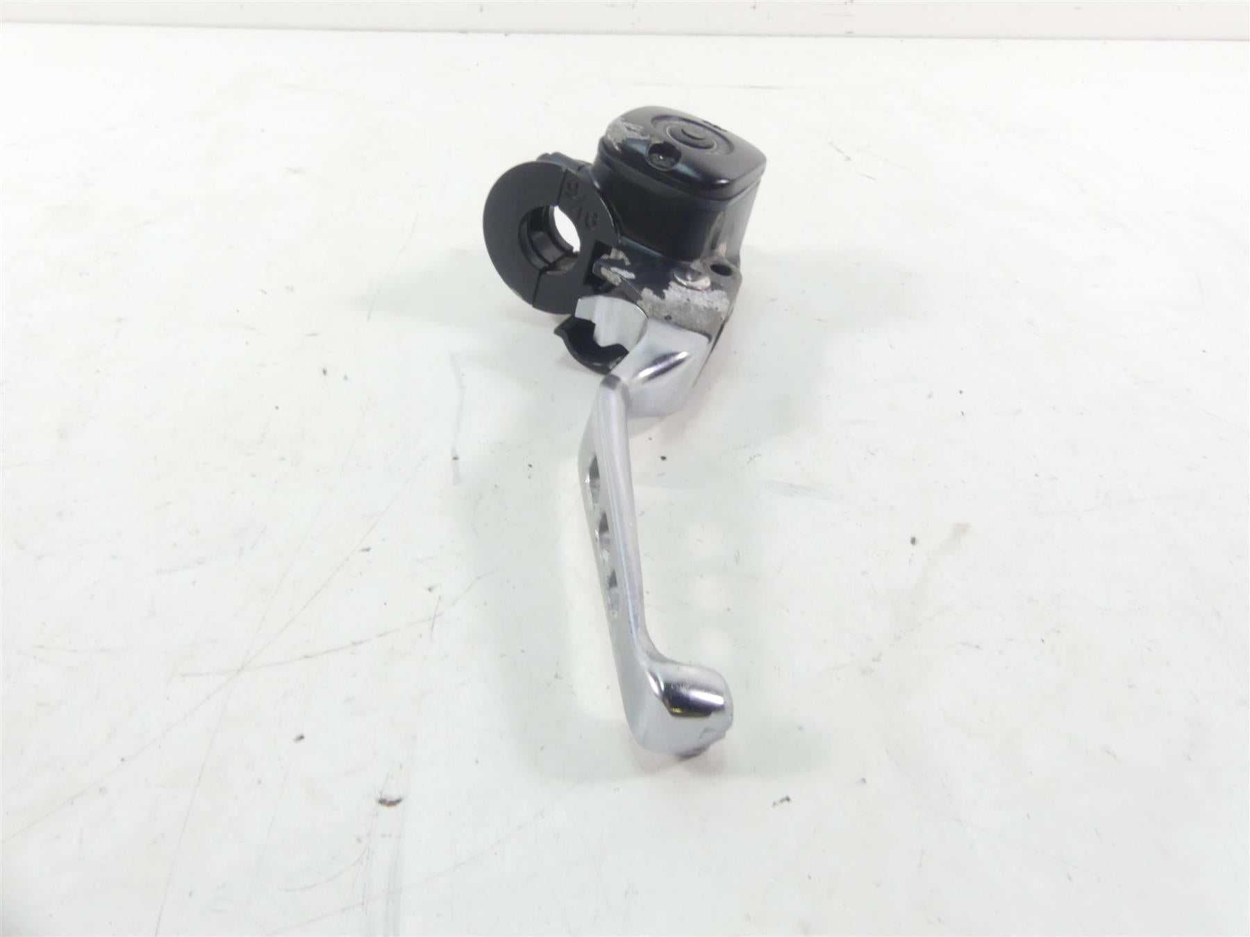 2005 Harley Softail FLSTSC Heritage Springer Front Brake Master Cyl 45019-96 {{ shop.shopifyCountryName }} - Mototech271