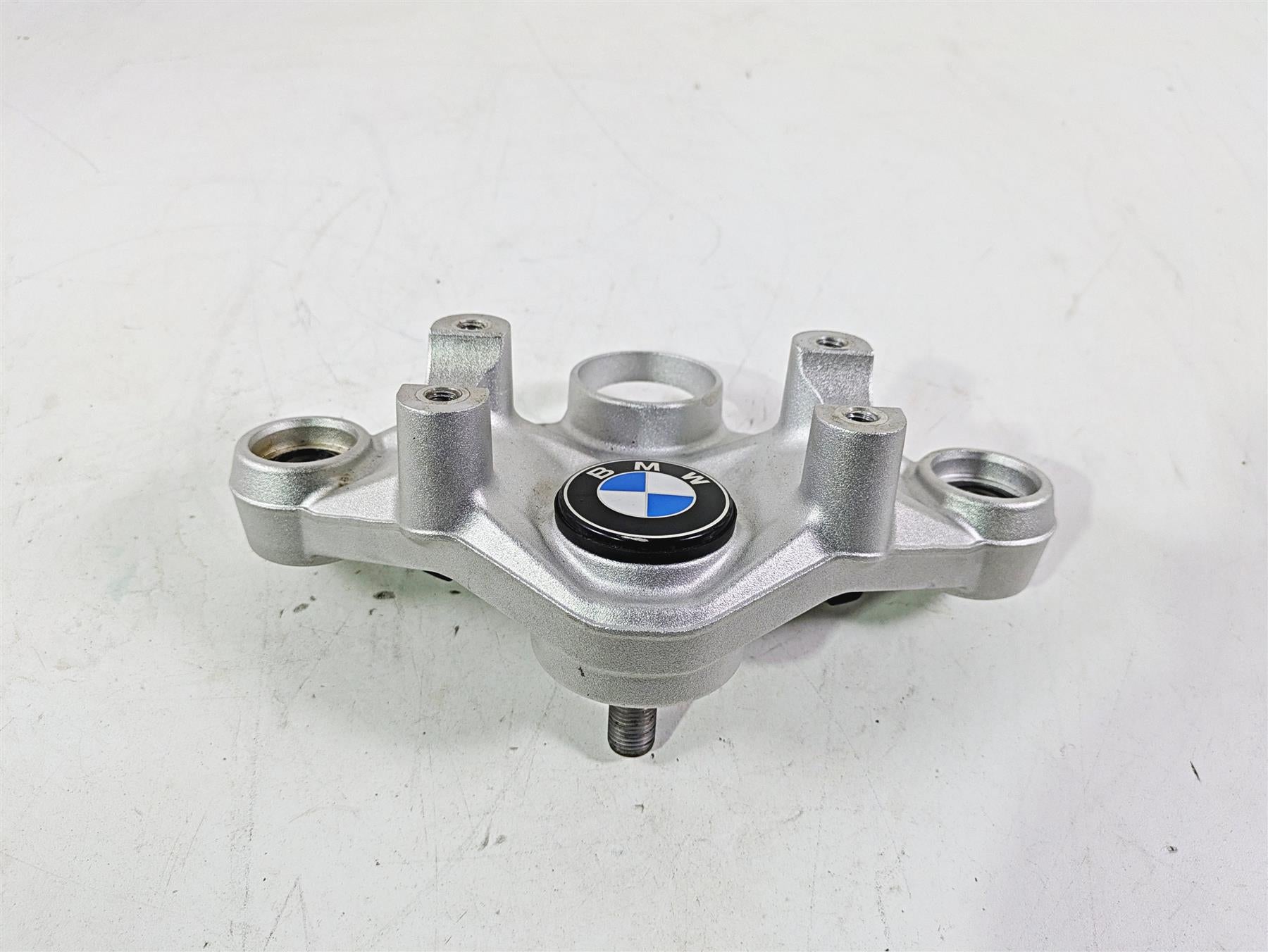 2021 BMW R1250GS K51 Adv Upper Triple Tree Steering Clamp 31428555849 {{ shop.shopifyCountryName }} - Mototech271
