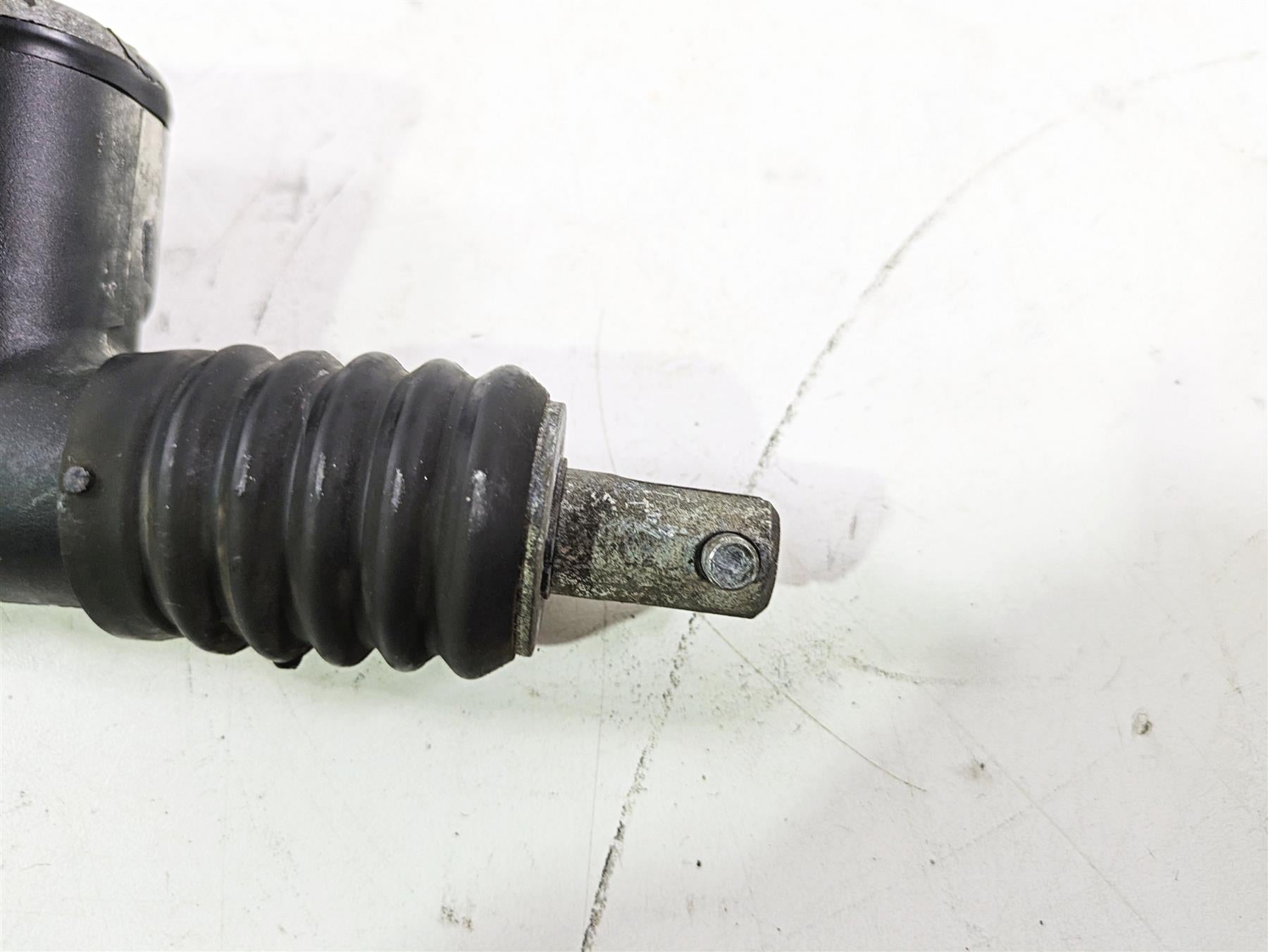 2004 Harley FLSTCI Softail Heritage Rear Brake Master Cylinder -Works 41755-99F {{ shop.shopifyCountryName }} - Mototech271