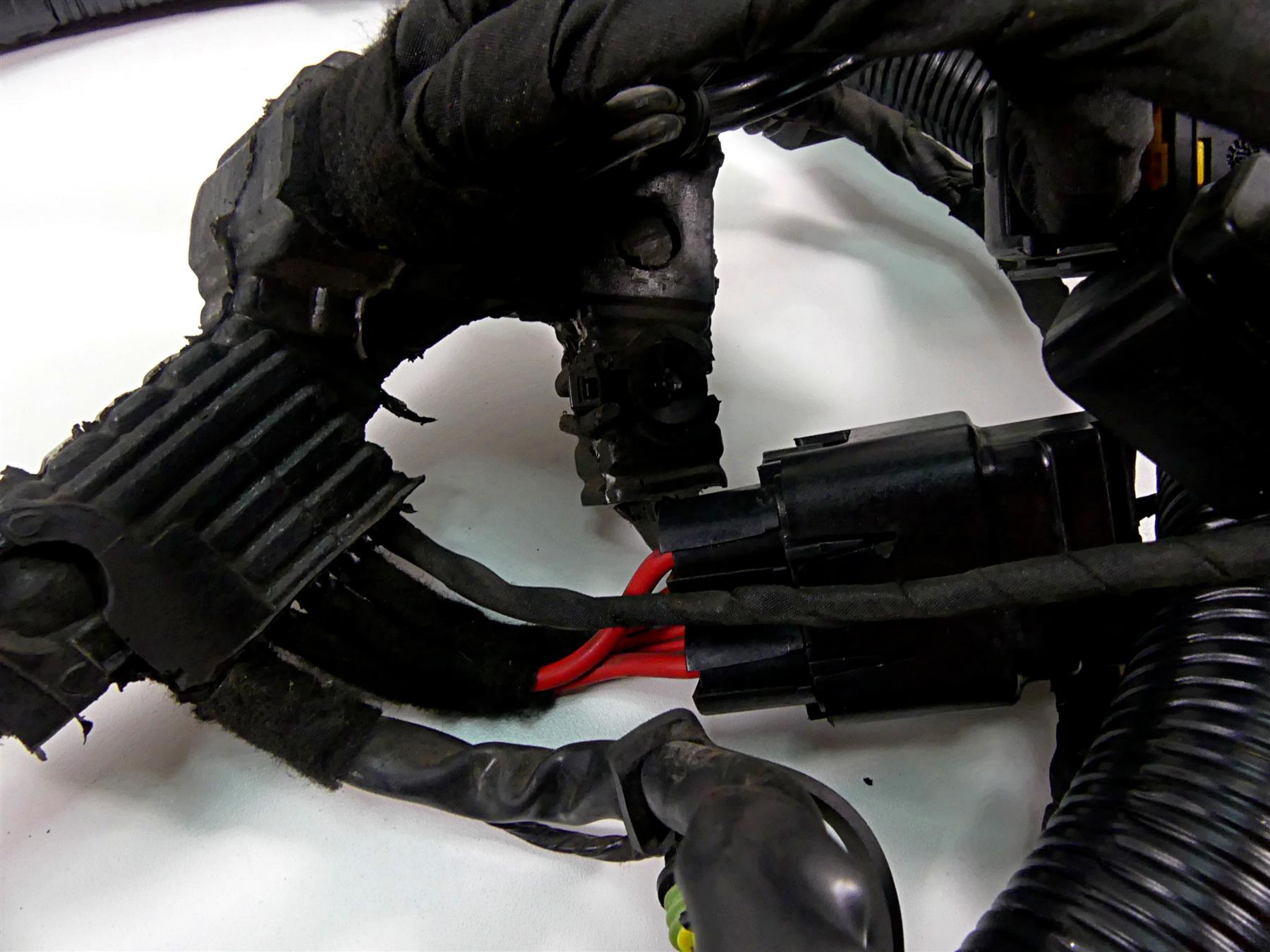 2017 Harley Dyna FXDB Street Bob Main Non Abs Wiring Harness Loom 69200444 {{ shop.shopifyCountryName }} - Mototech271