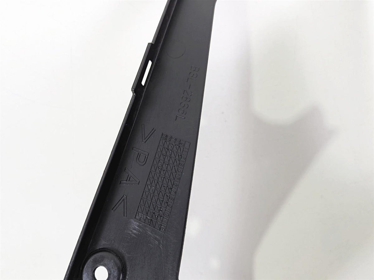 2022 Yamaha YZF R1 R1M RN65 Headlight Fairing Cover Cowling Mount B3L-2835H-00-Mototech271