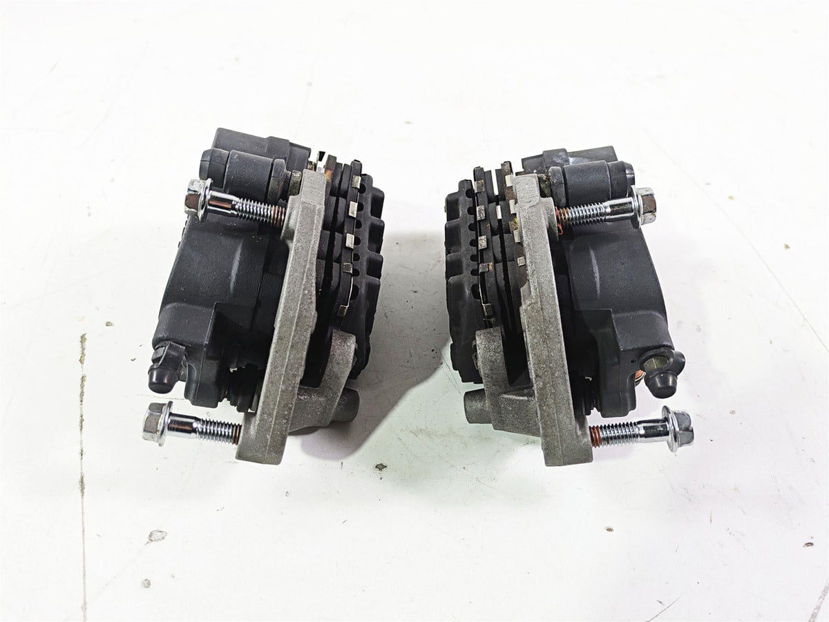 2002 Honda V-Twin VTX1800 C Nissin Front Brake Caliper Set 45150-MCH-006 {{ shop.shopifyCountryName }} - Mototech271