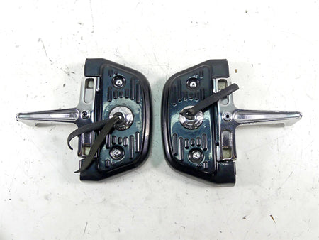 2002 Harley Touring FLHTC Electra Glide Passenger Floor Board Set 52719-93B {{ shop.shopifyCountryName }} - Mototech271