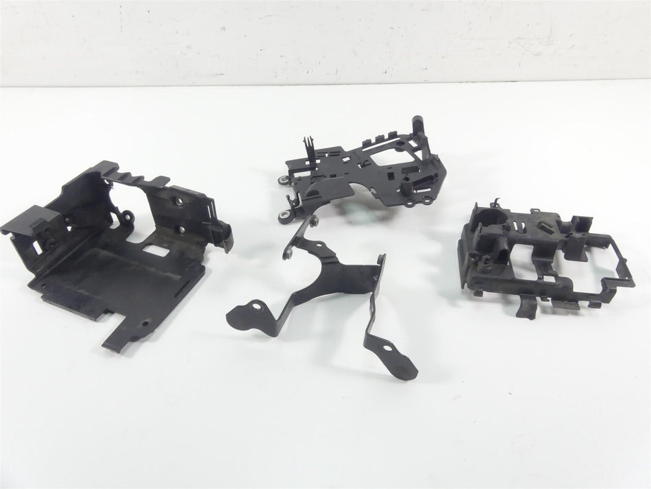 2019 Harley Softail FLSB Sport Glide Electrical Carrier Plastic Set 69201632 {{ shop.shopifyCountryName }} - Mototech271