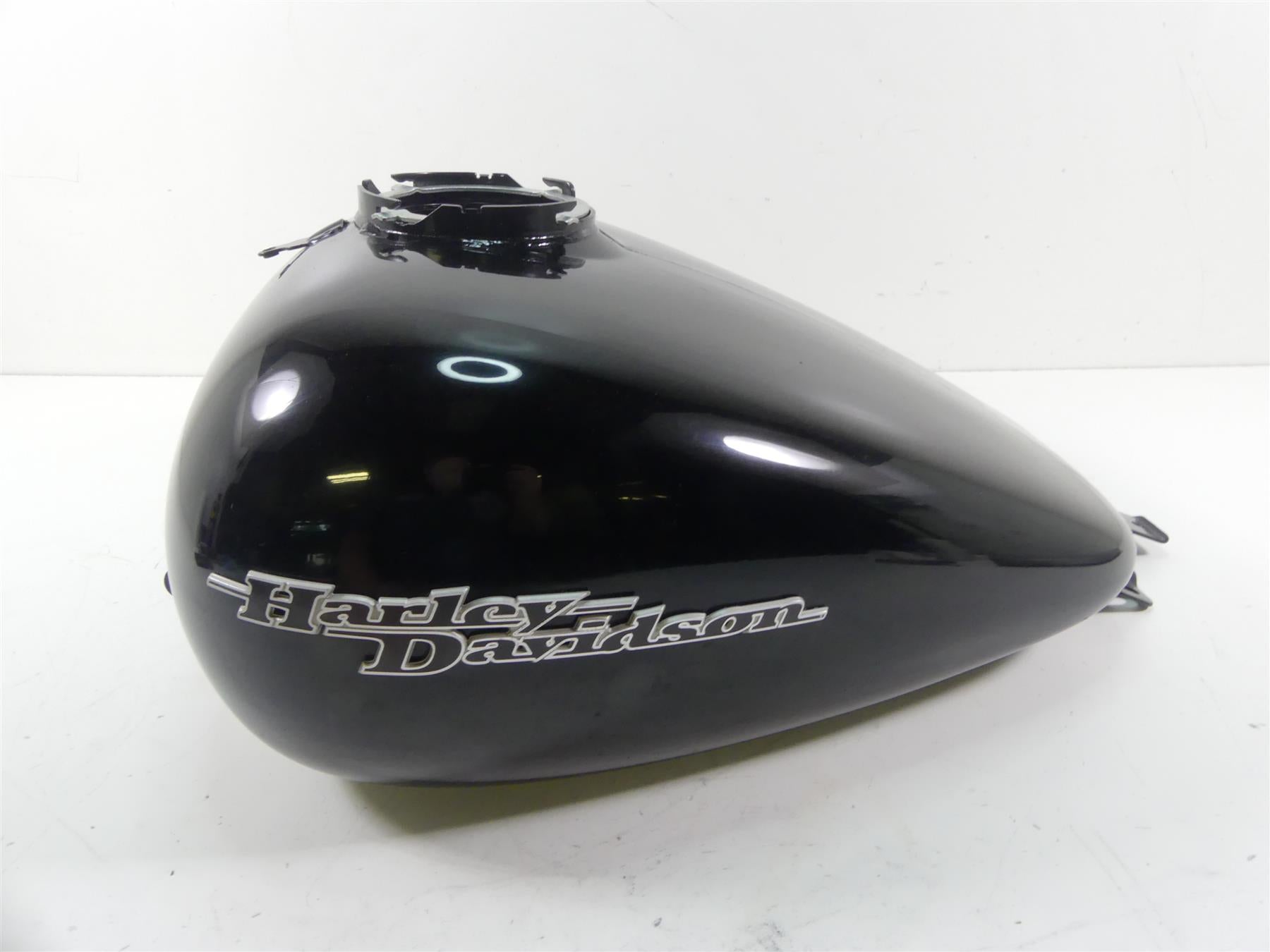 2012 Harley Touring FLHX Street Glide Nice Vivid Black Fuel Gas Tank 61356-08 {{ shop.shopifyCountryName }} - Mototech271