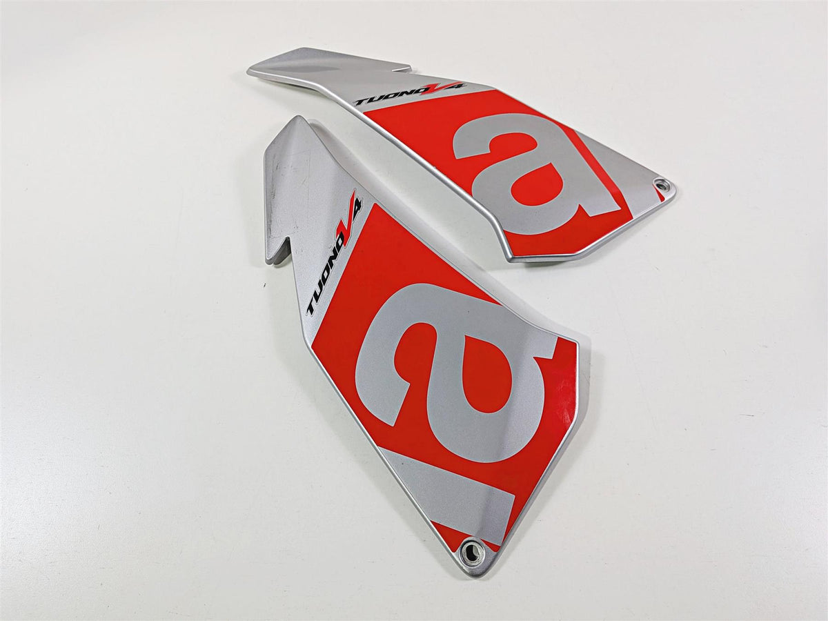 2016 Aprilia RSV 1100 Tuono V4 Factory Side Panel Fairing Cover Set 2H000884000 {{ shop.shopifyCountryName }} - Mototech271