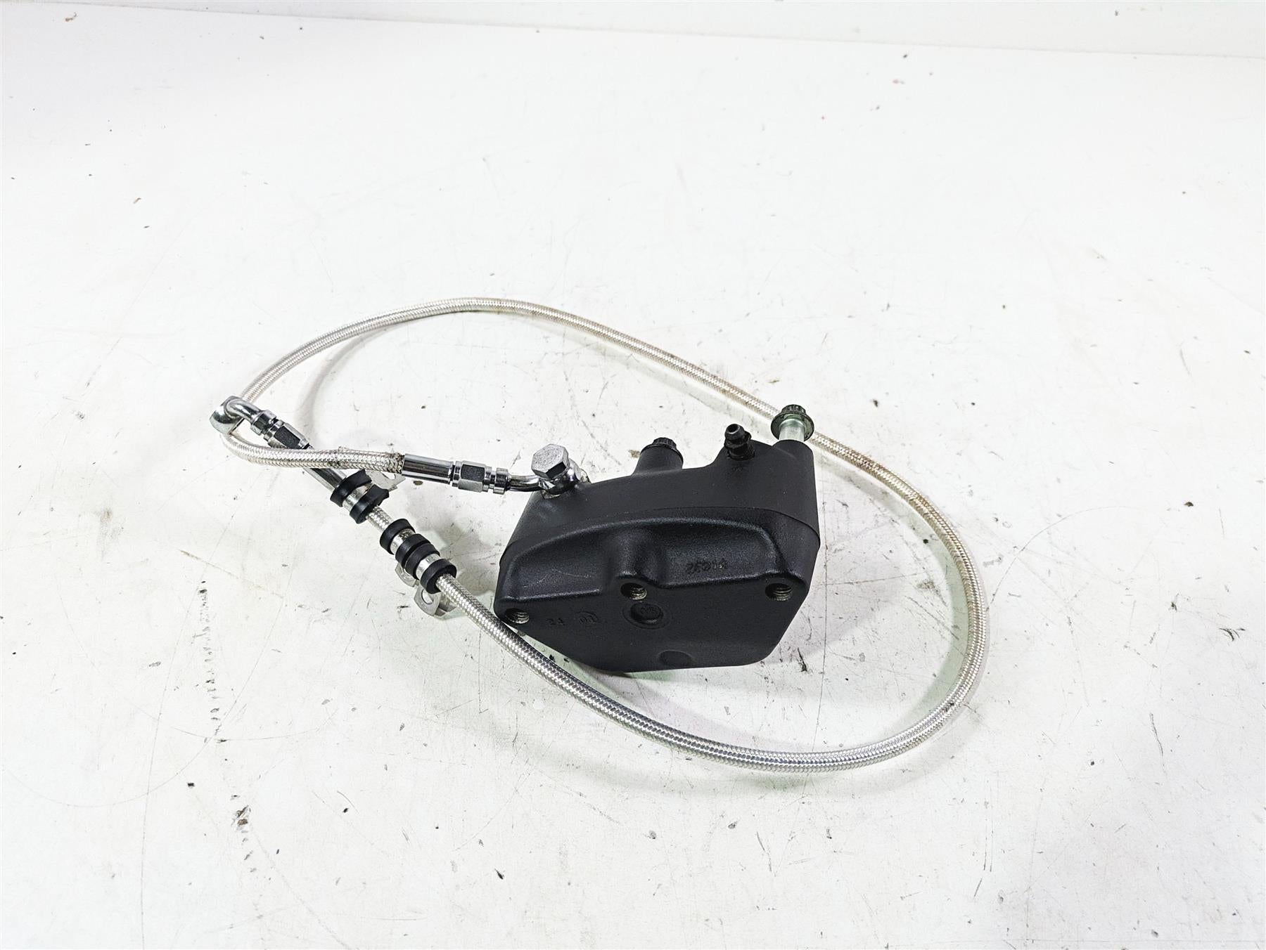2002 Harley FLSTC Softail Heritage Classic Front Brake Caliper + Line 44046-00D {{ shop.shopifyCountryName }} - Mototech271