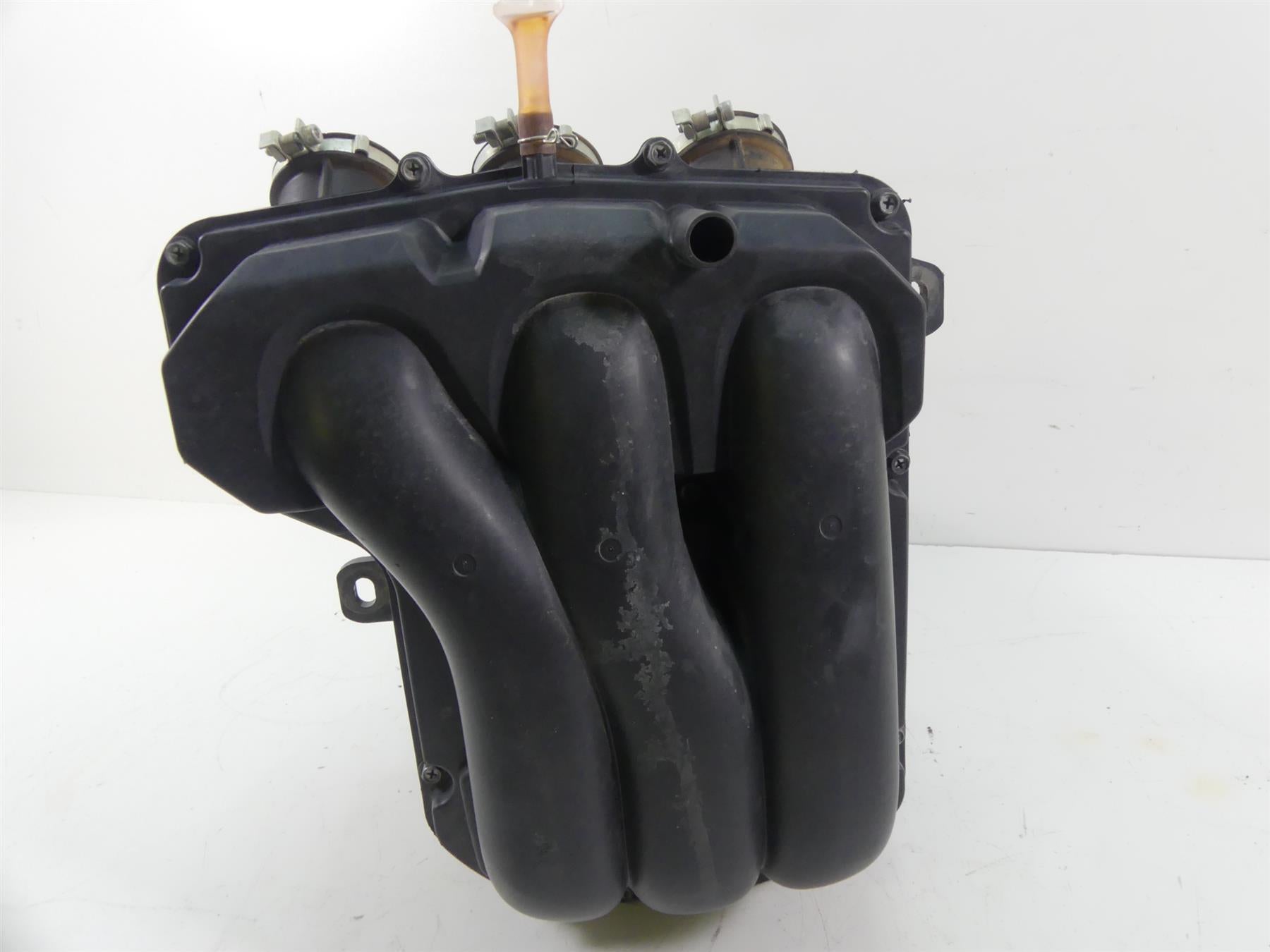 2018 Yamaha YXZ1000R EPS SS Air Filter Cleaner Breather Box 2HC-E4411-01-00 {{ shop.shopifyCountryName }} - Mototech271