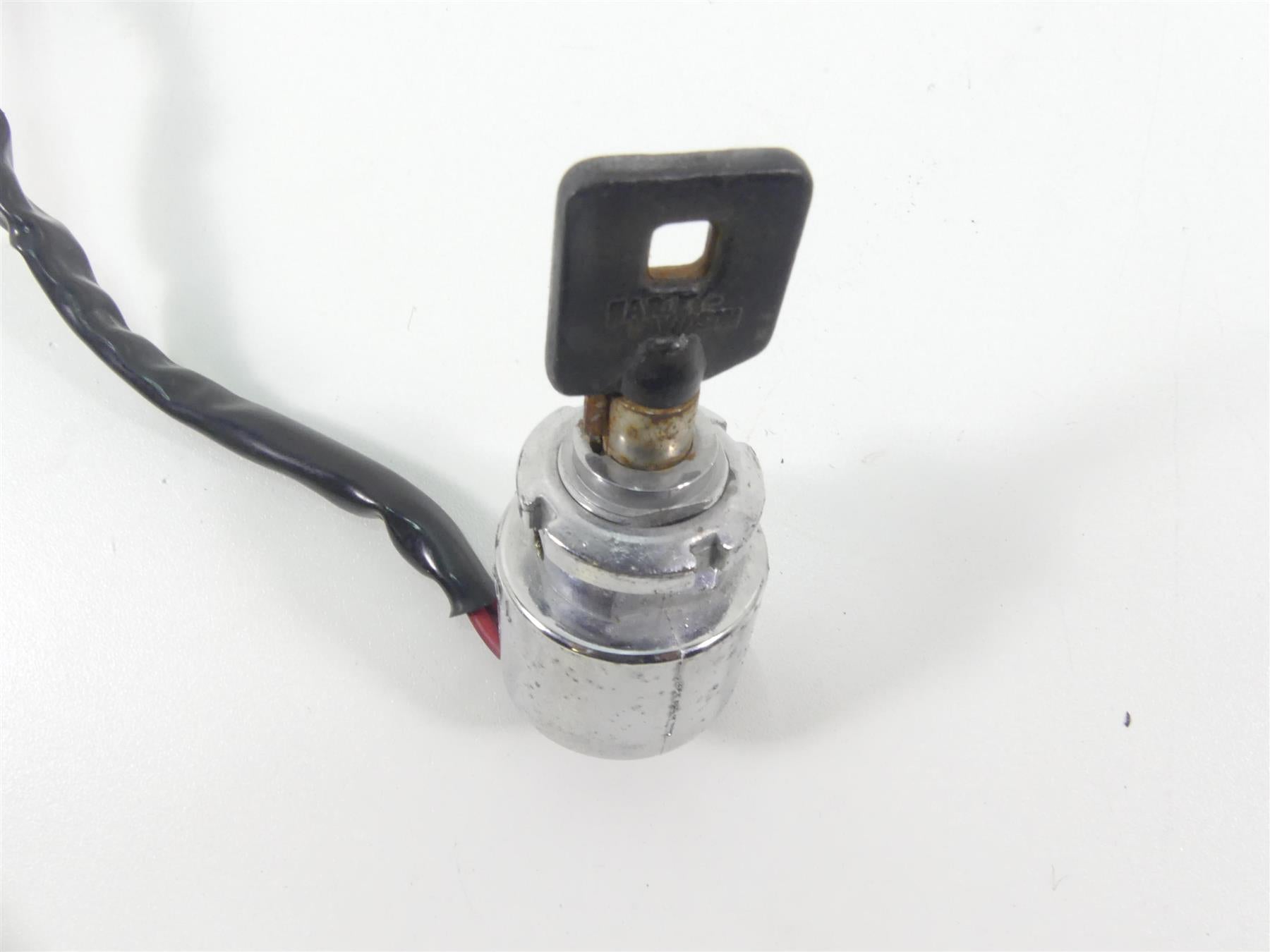 1999 Harley Dyna FXDS Convertible Ignition Switch Steering Lock Key Set 71421-94 {{ shop.shopifyCountryName }} - Mototech271