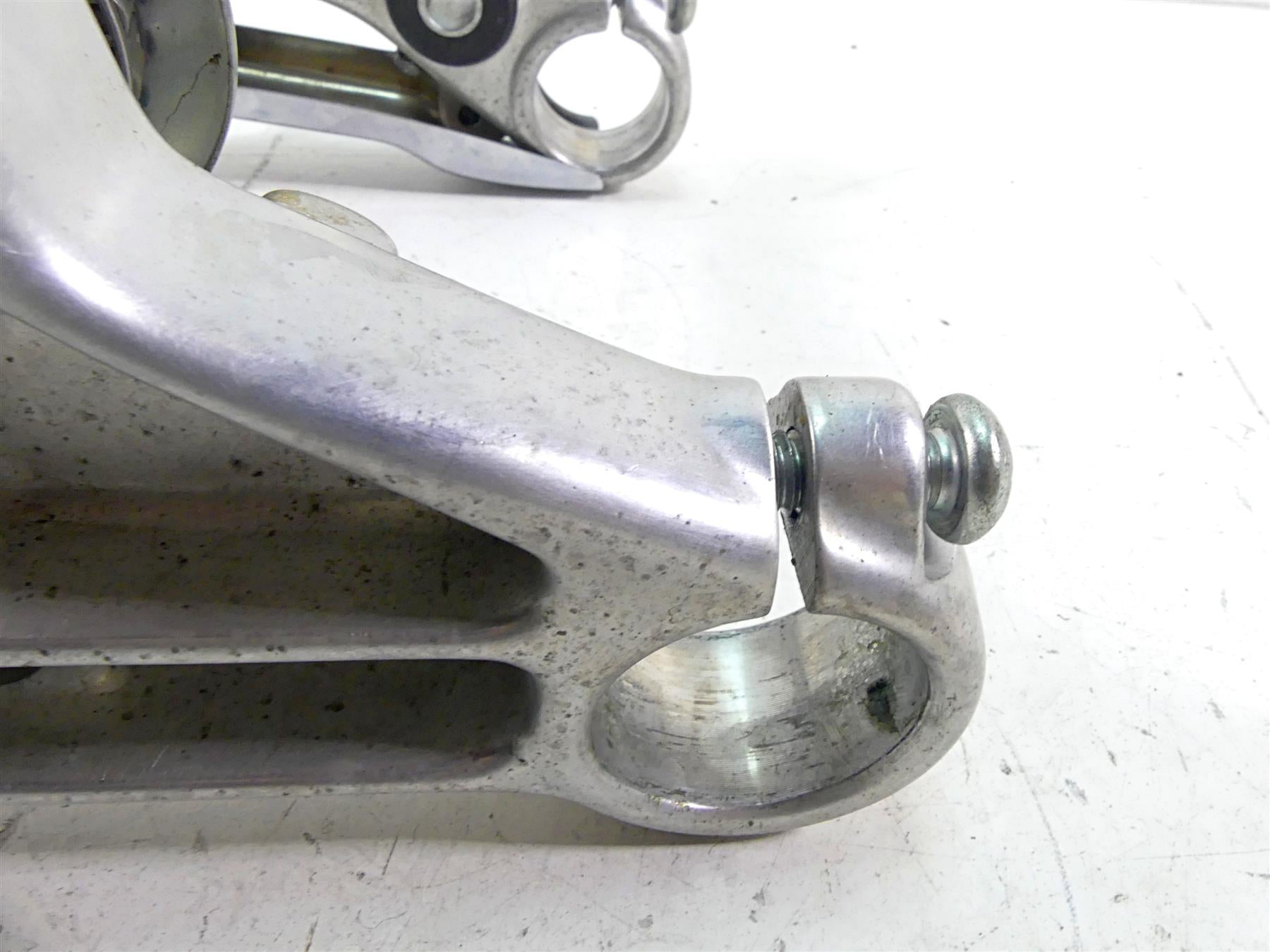 1997 Harley Sportster XL1200 C Upper Lower Triple Tree Set 39mm 45561-87 {{ shop.shopifyCountryName }} - Mototech271