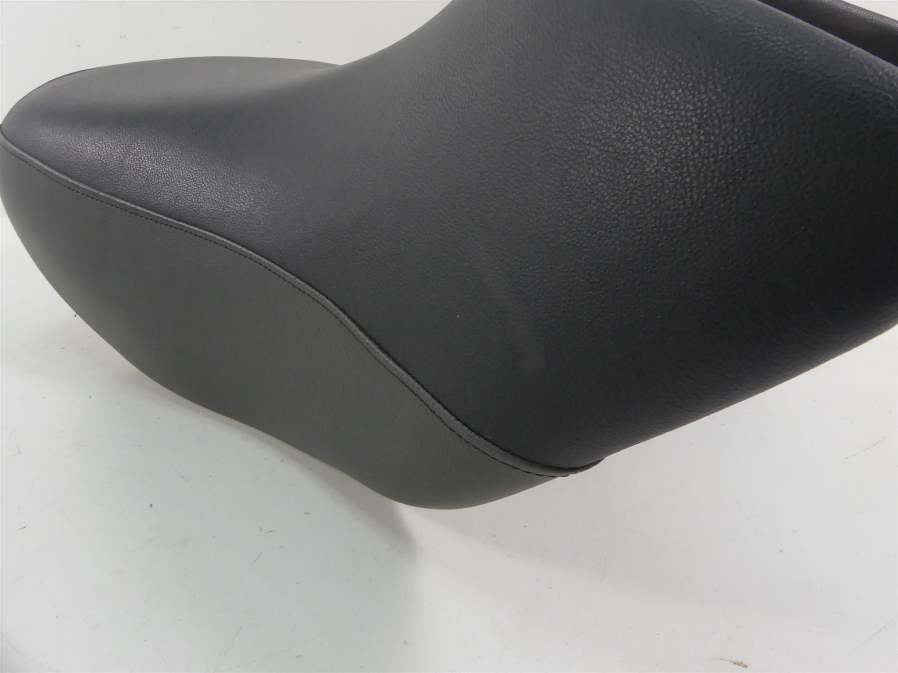 2013 BMW R1200GS K255 Adventure Unheated Front Rider Seat Saddle 52537667725 {{ shop.shopifyCountryName }} - Mototech271
