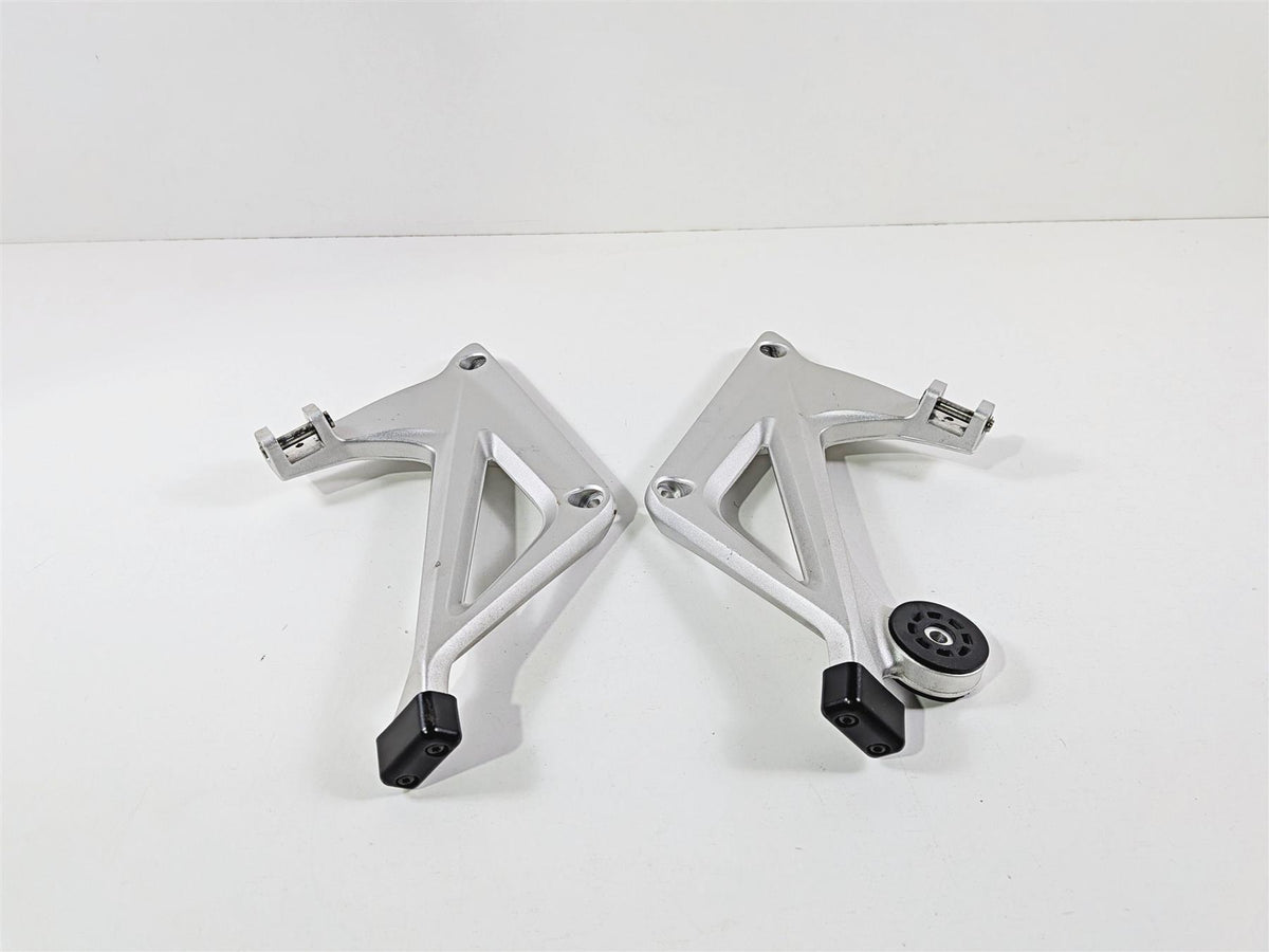 2023 BMW R1250RT RTP K52 Rear Foot Peg Rest Mount Set 46718534789 46718534790 {{ shop.shopifyCountryName }} - Mototech271