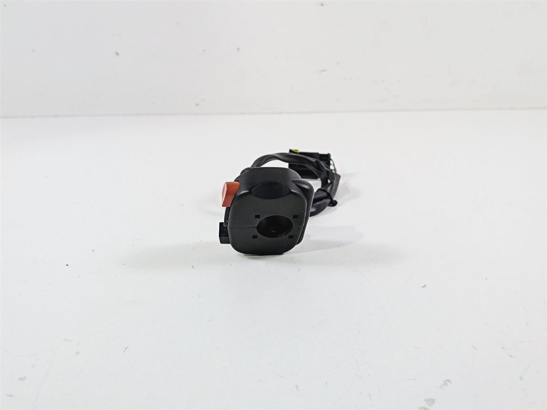 2018 Aprilia RSV4 RR Right Hand Control Switch Domino B045021 {{ shop.shopifyCountryName }} - Mototech271