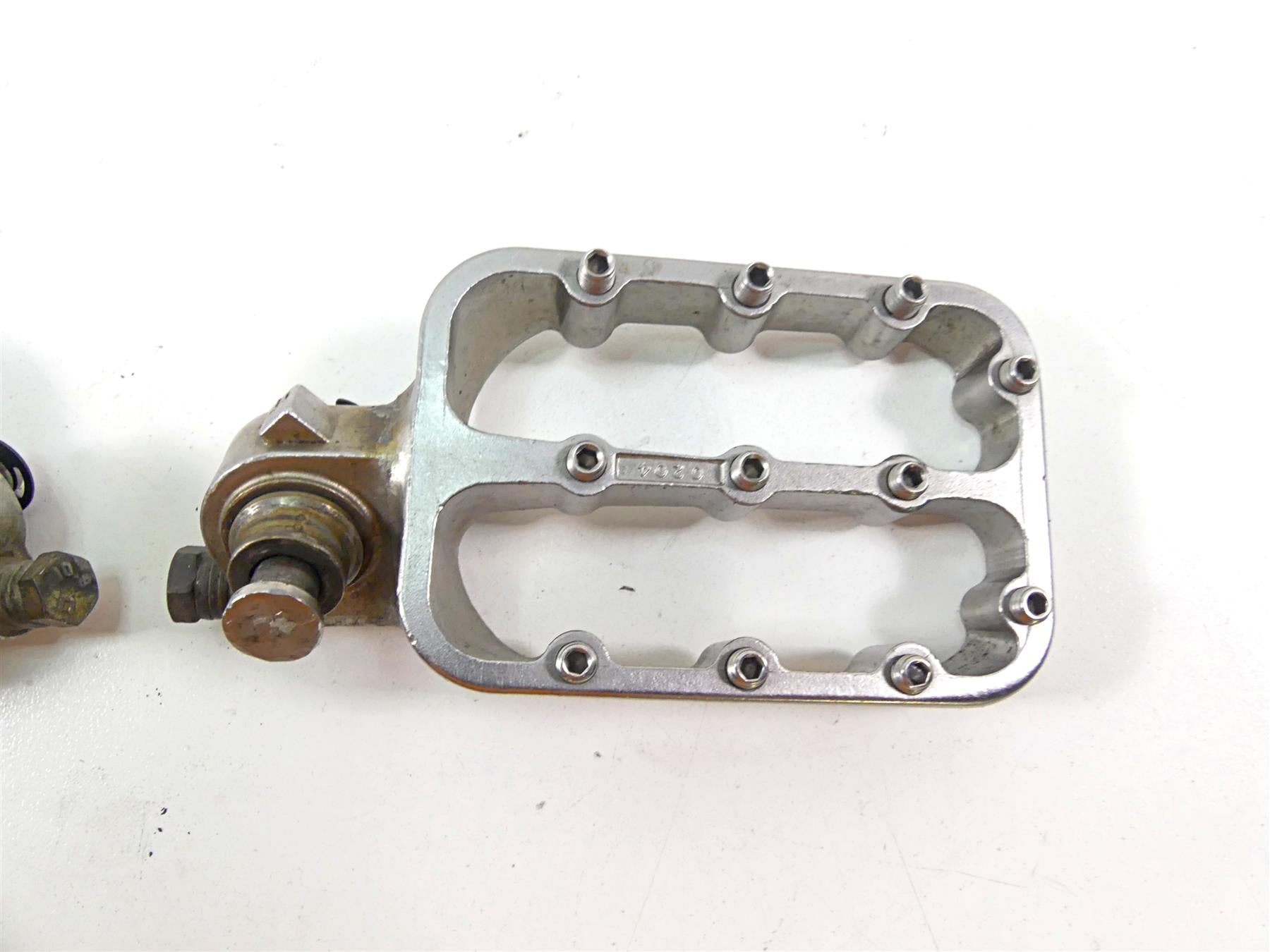 2009 BMW R1200GS K255 Adv Fastway Evolution III Footpeg Foot Peg Set 22-5-001 {{ shop.shopifyCountryName }} - Mototech271