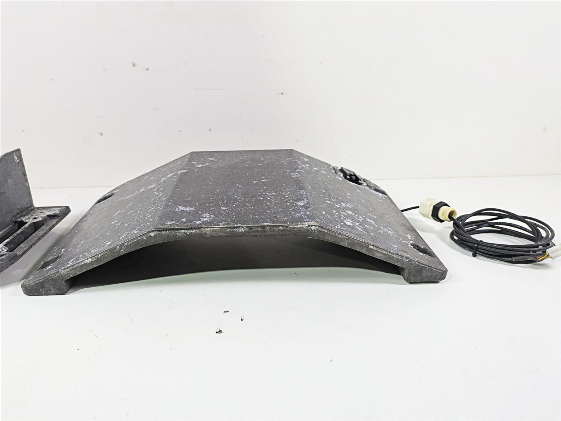 2019 Yamaha VX Cruiser HO 1800 Skid Plate Speed Sensor Set F2W-U273B-00-00 {{ shop.shopifyCountryName }} - Mototech271