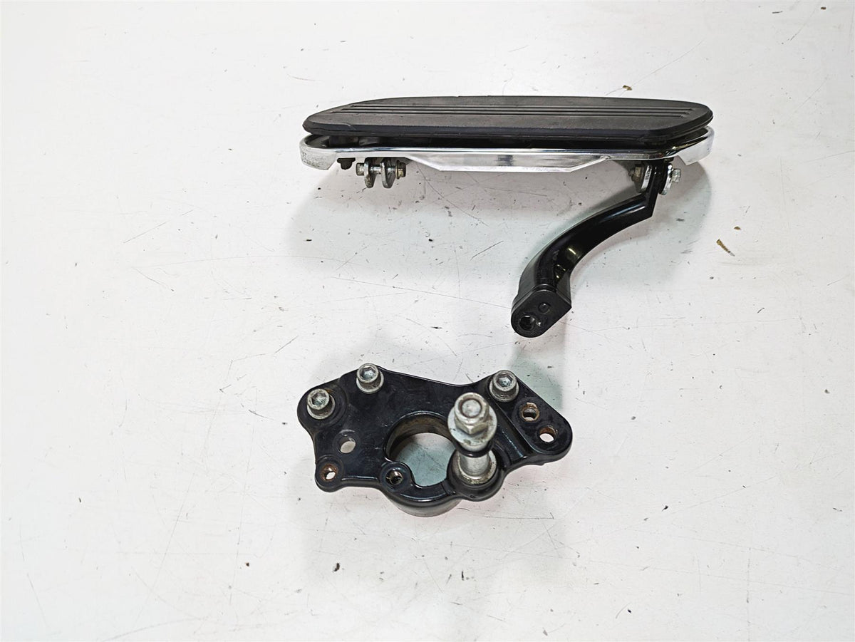 2013 Harley Touring FLHX Street Glide Right Floor Board Mount Set -Read 50683-04 {{ shop.shopifyCountryName }} - Mototech271