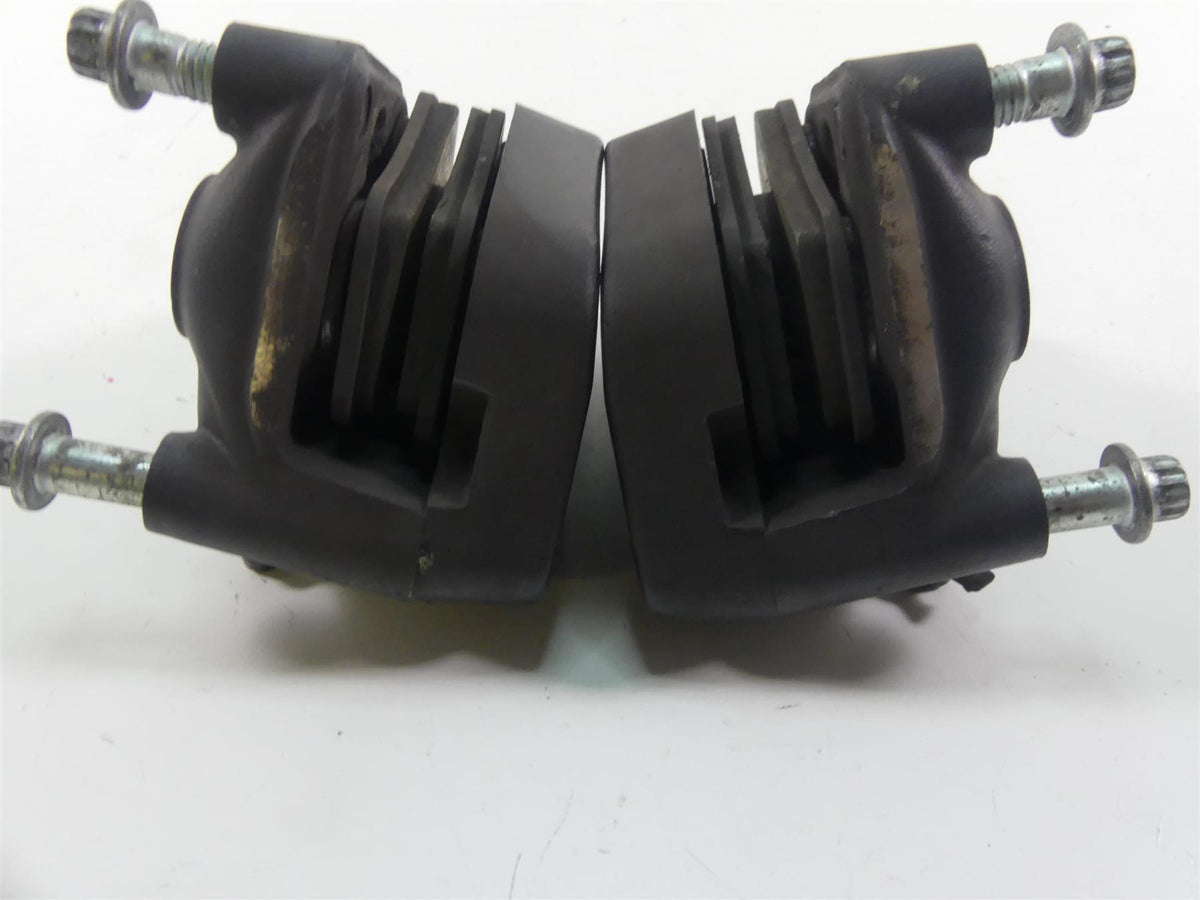 2005 Harley Touring FLHRSI Road King Front Brake Caliper Set 44023-00C 44046-00D {{ shop.shopifyCountryName }} - Mototech271