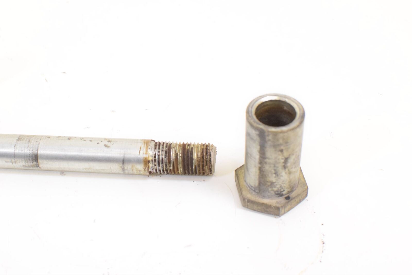 1982 Kawasaki KZ1000P KZ1000 Front Wheel Axle Spindle 41068-1072 {{ shop.shopifyCountryName }} - Mototech271